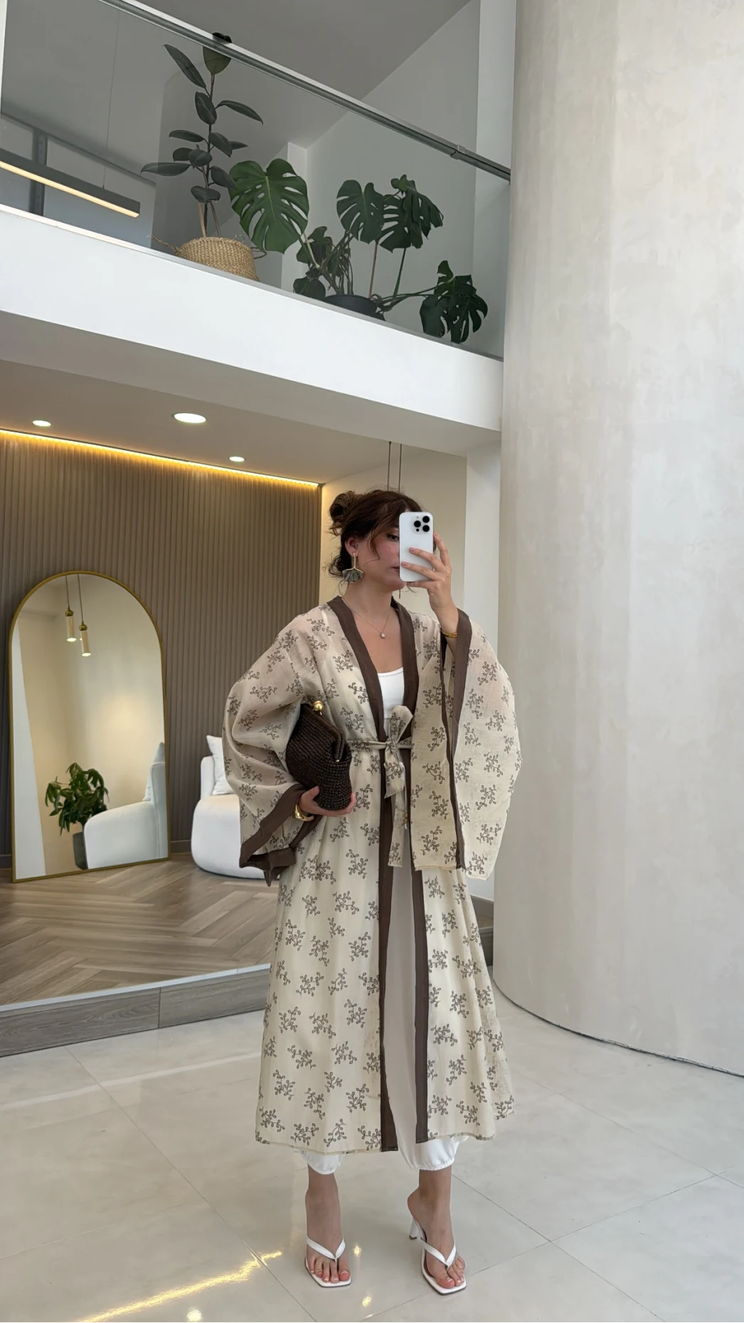 Kuşaklı Nakış İşlemeli Kimono - Taş - Kod: 5097