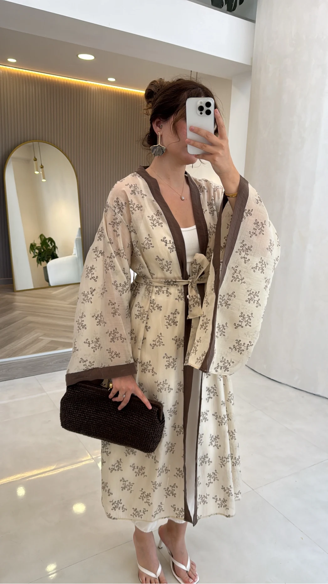 Kuşaklı Nakış İşlemeli Kimono - Taş - Kod: 5097