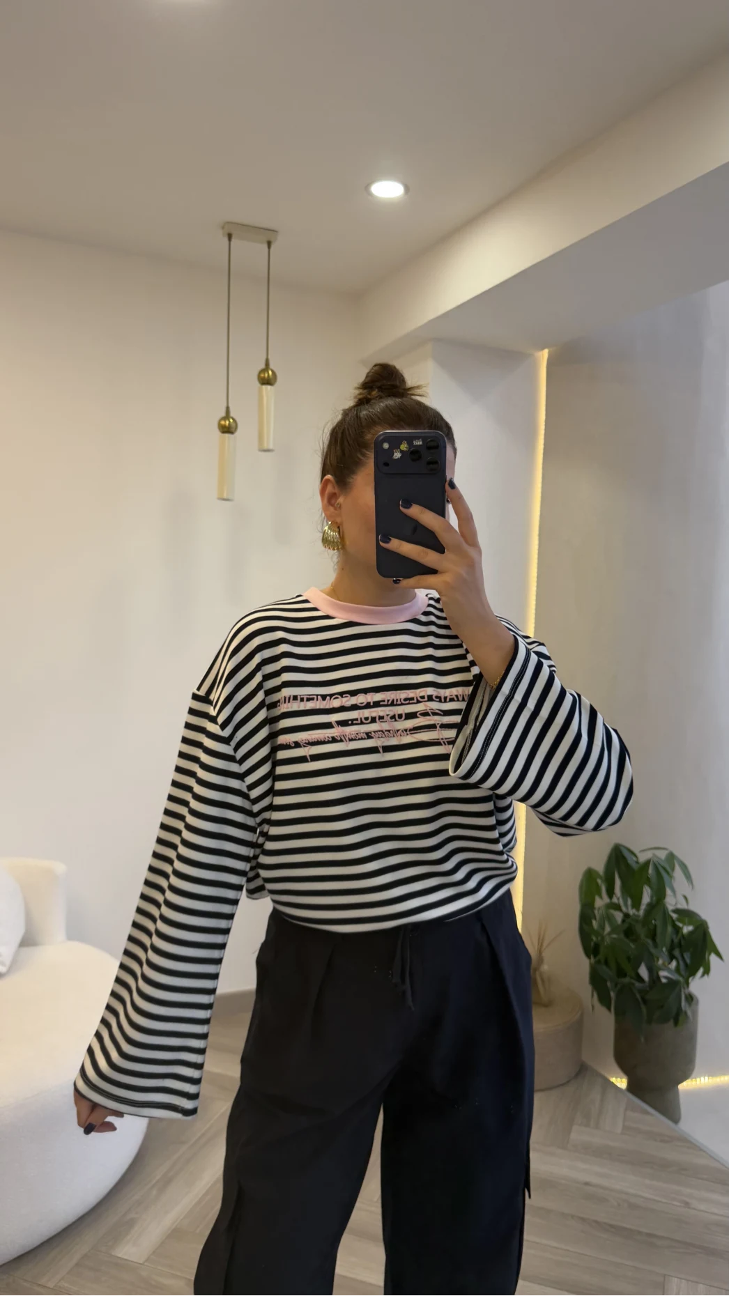 Lacivert Çizgili Pembe Baskılı Sweatshirt - Kod: 1126