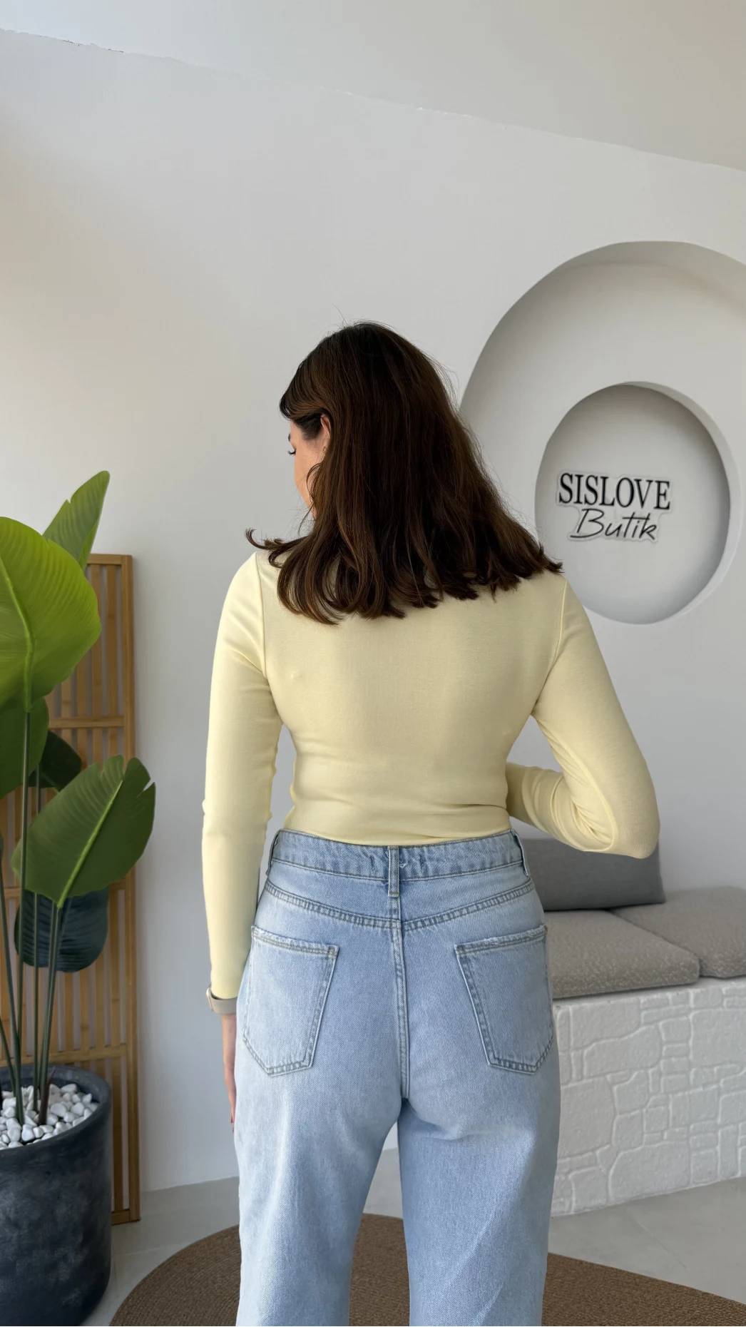 Leona Polo Yaka Uzun Kollu Bluz - Sarı