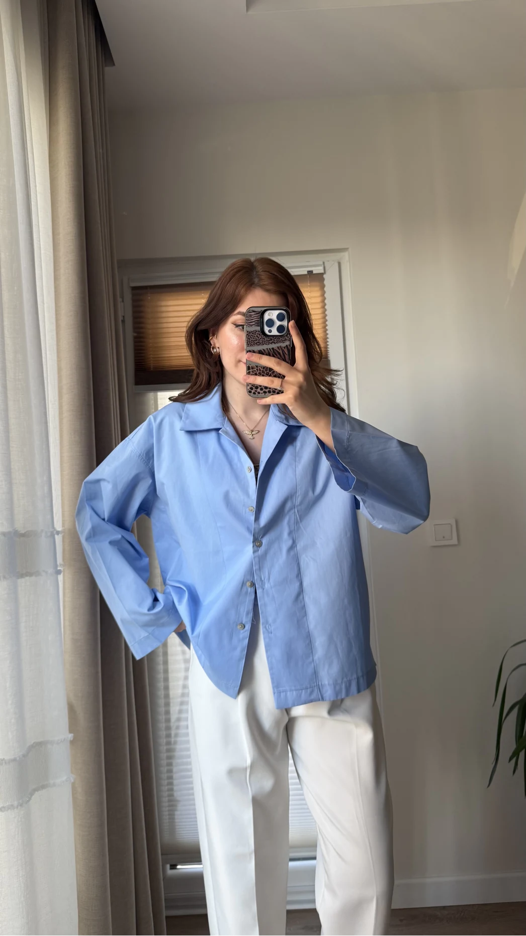 Leyla Poplin Kumaş Mavi Gömlek