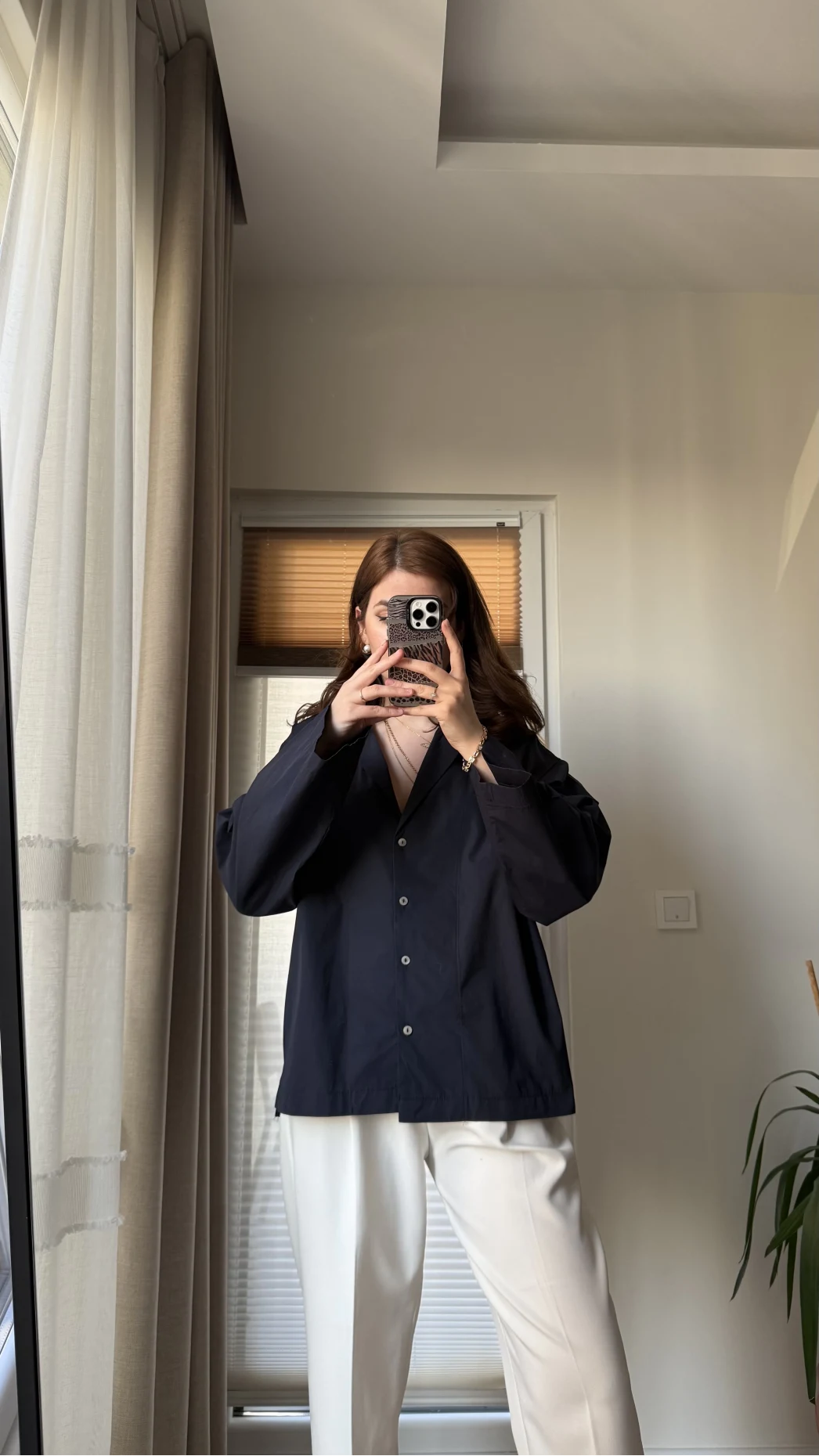 Leyla Poplin Kumaş Lacivert Gömlek