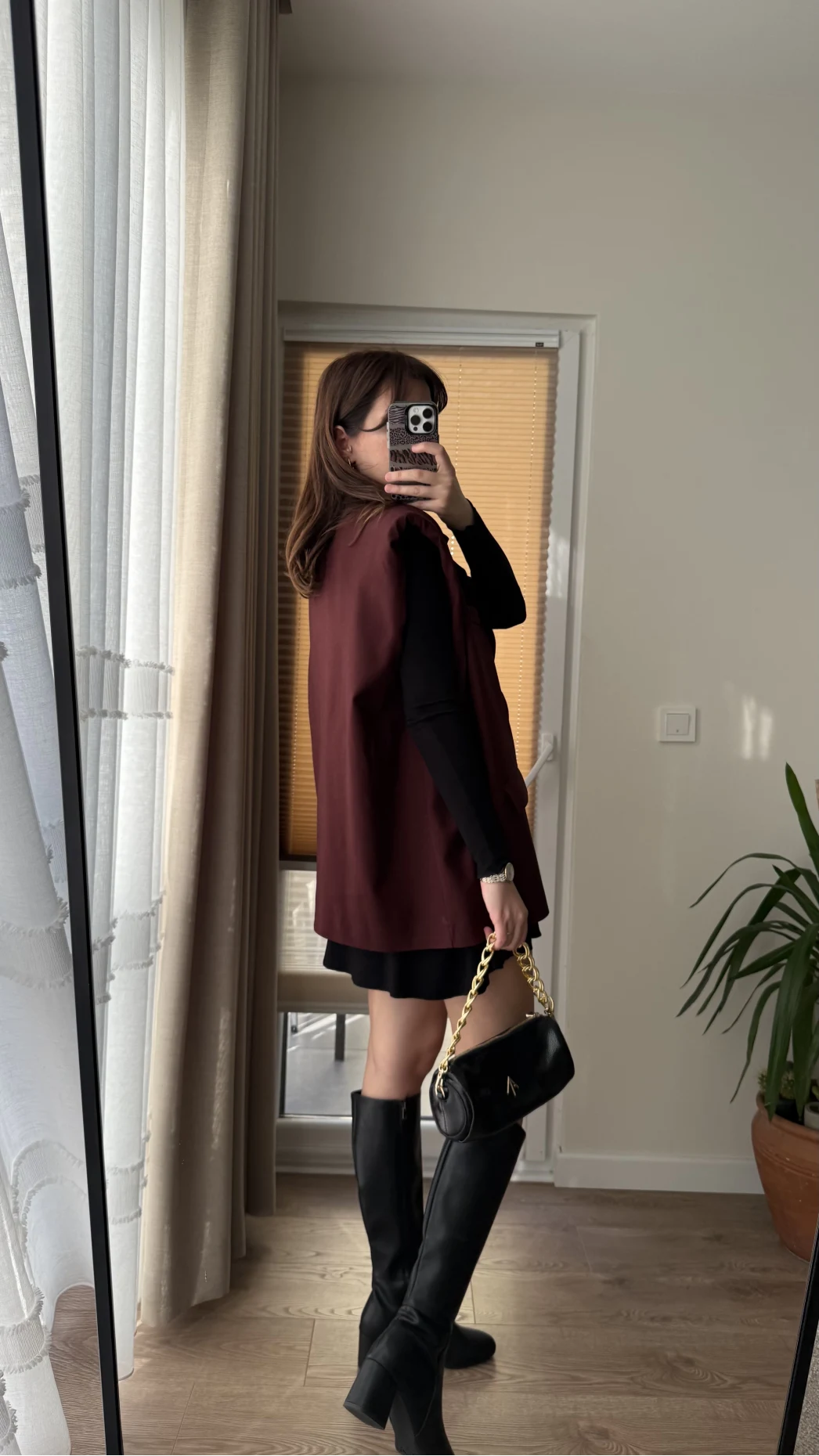 Line Kemerli Vatkalı Yelek Bordo