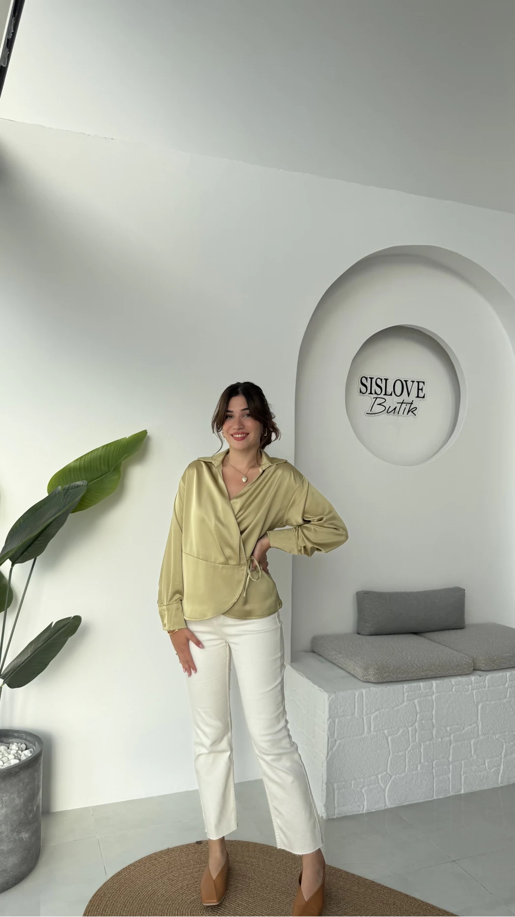 Lucy Saten Gömlek - Yağ Yeşili - Kod: 2133