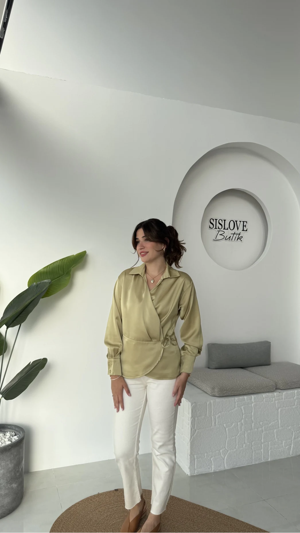 Lucy Saten Gömlek - Yağ Yeşili - Kod: 2133