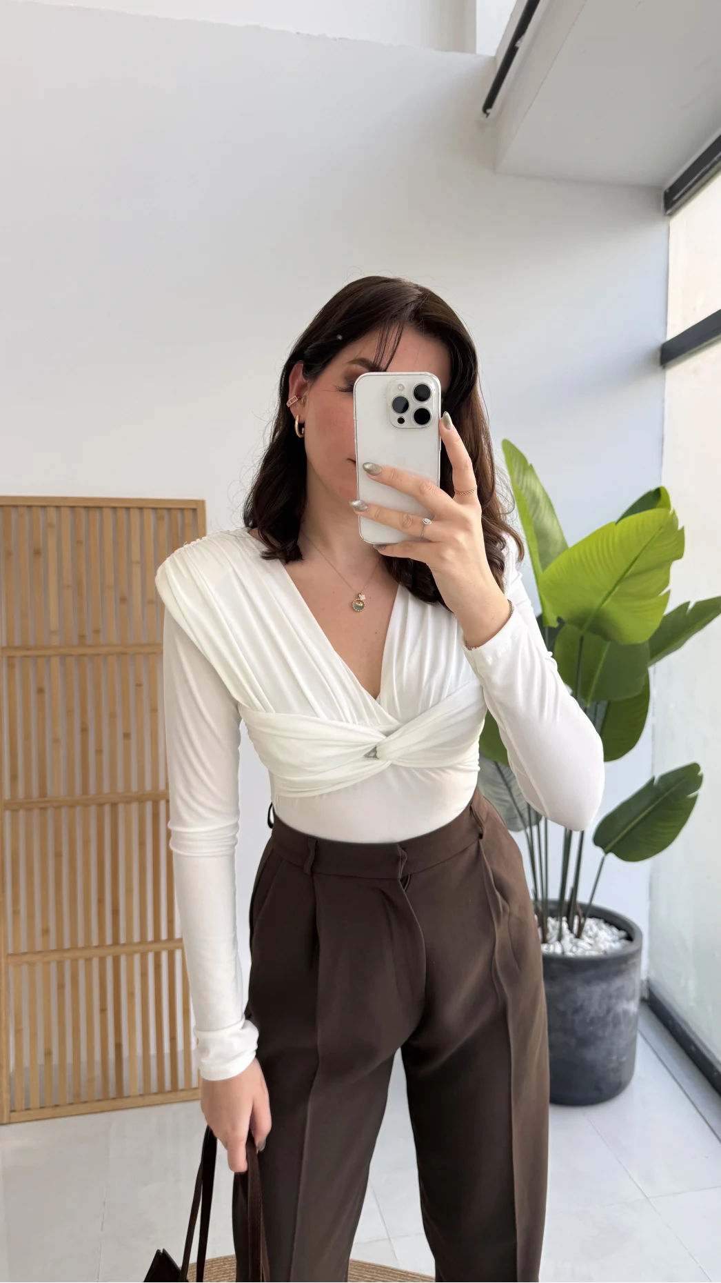 Lydia Vatkalı Önden Büzgülü Bluz - Ekru