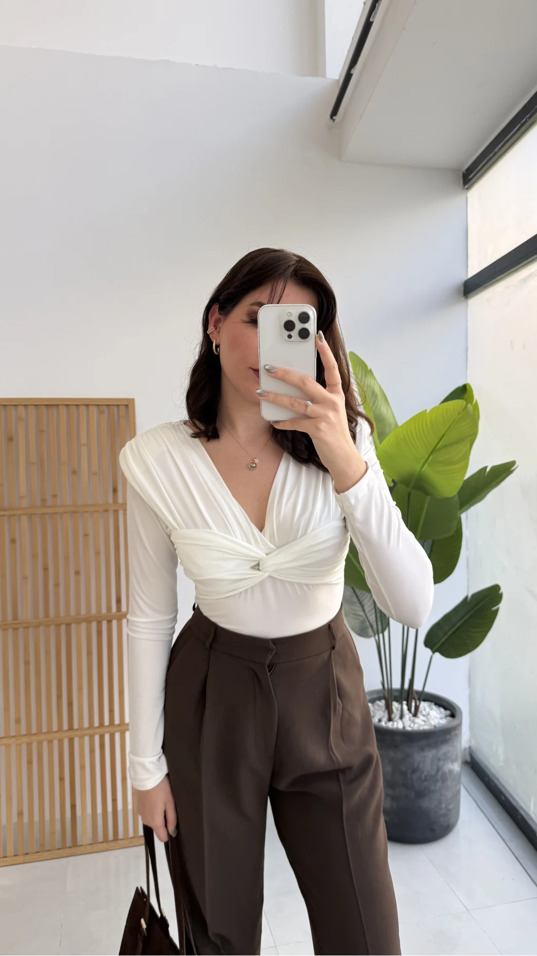 Lydia Vatkalı Önden Büzgülü Bluz - Ekru