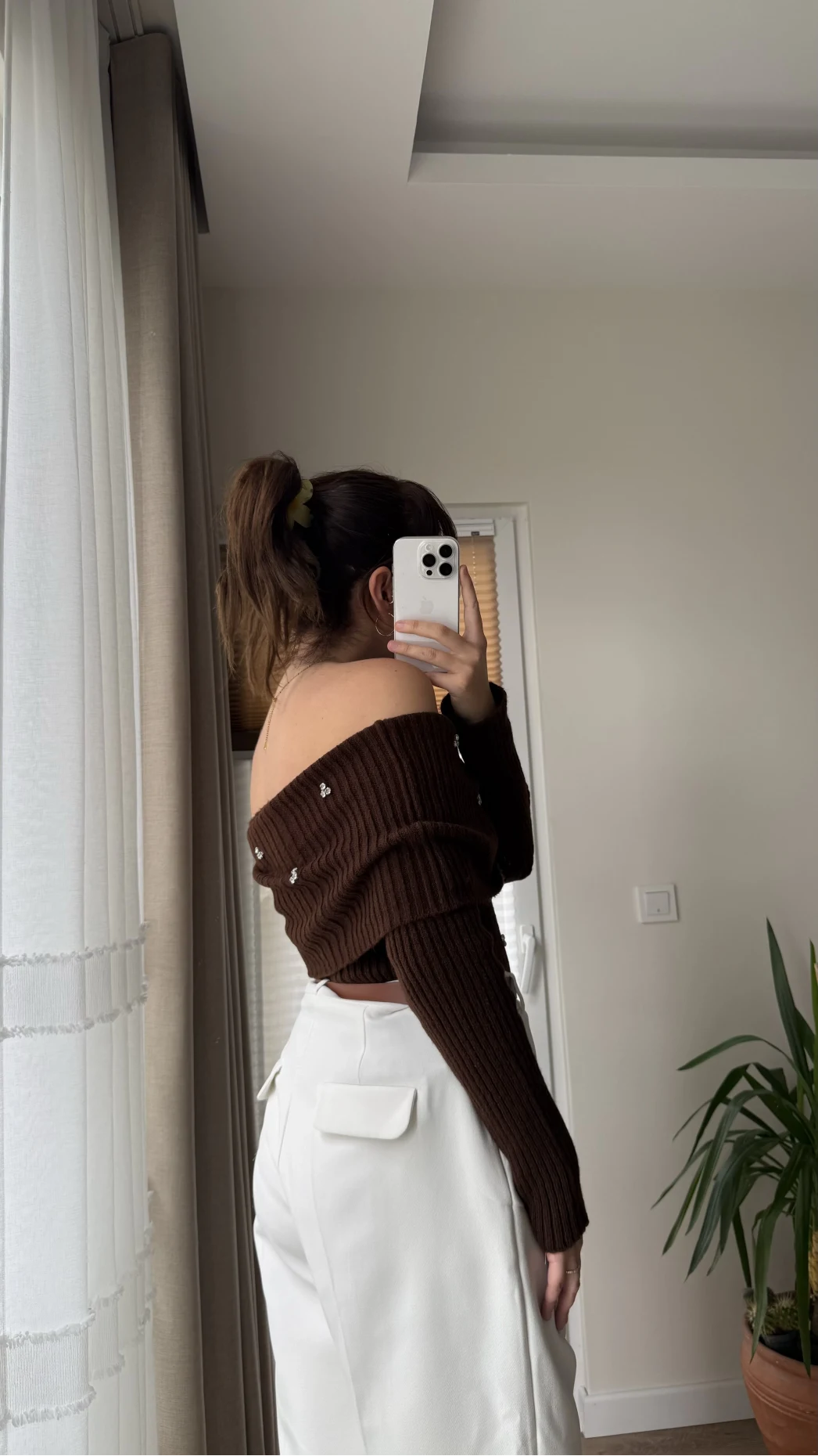 Madonna Yaka Taşlı Acı Kahve