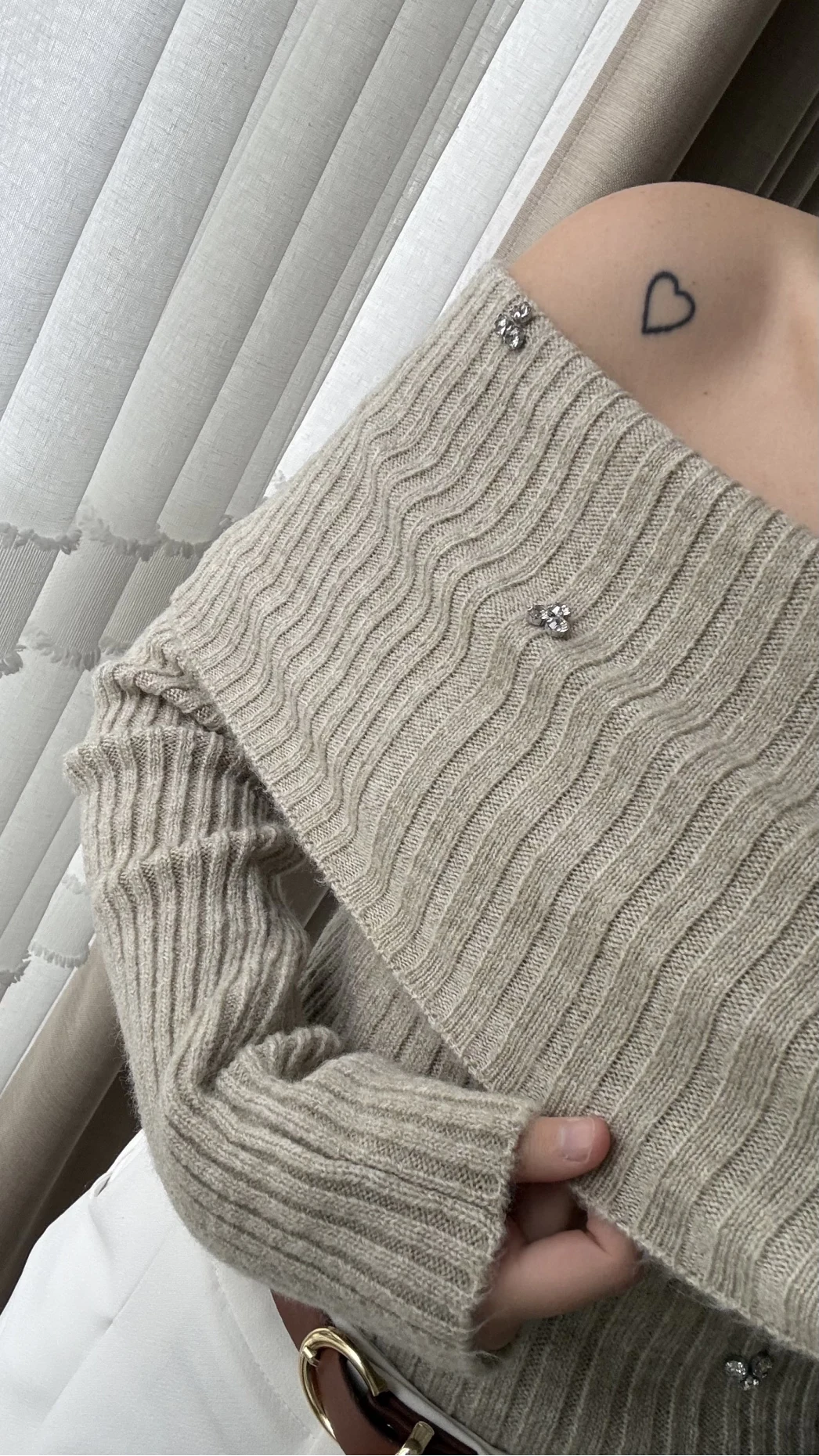 Madonna Yaka Taşlı Vizon