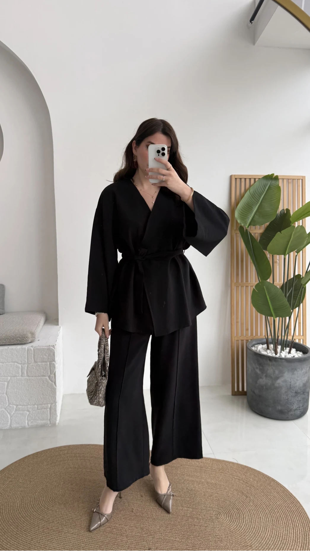 Marcelene Düğmeli V Yaka Kuşaklı Takım - Siyah - Kod: 8892