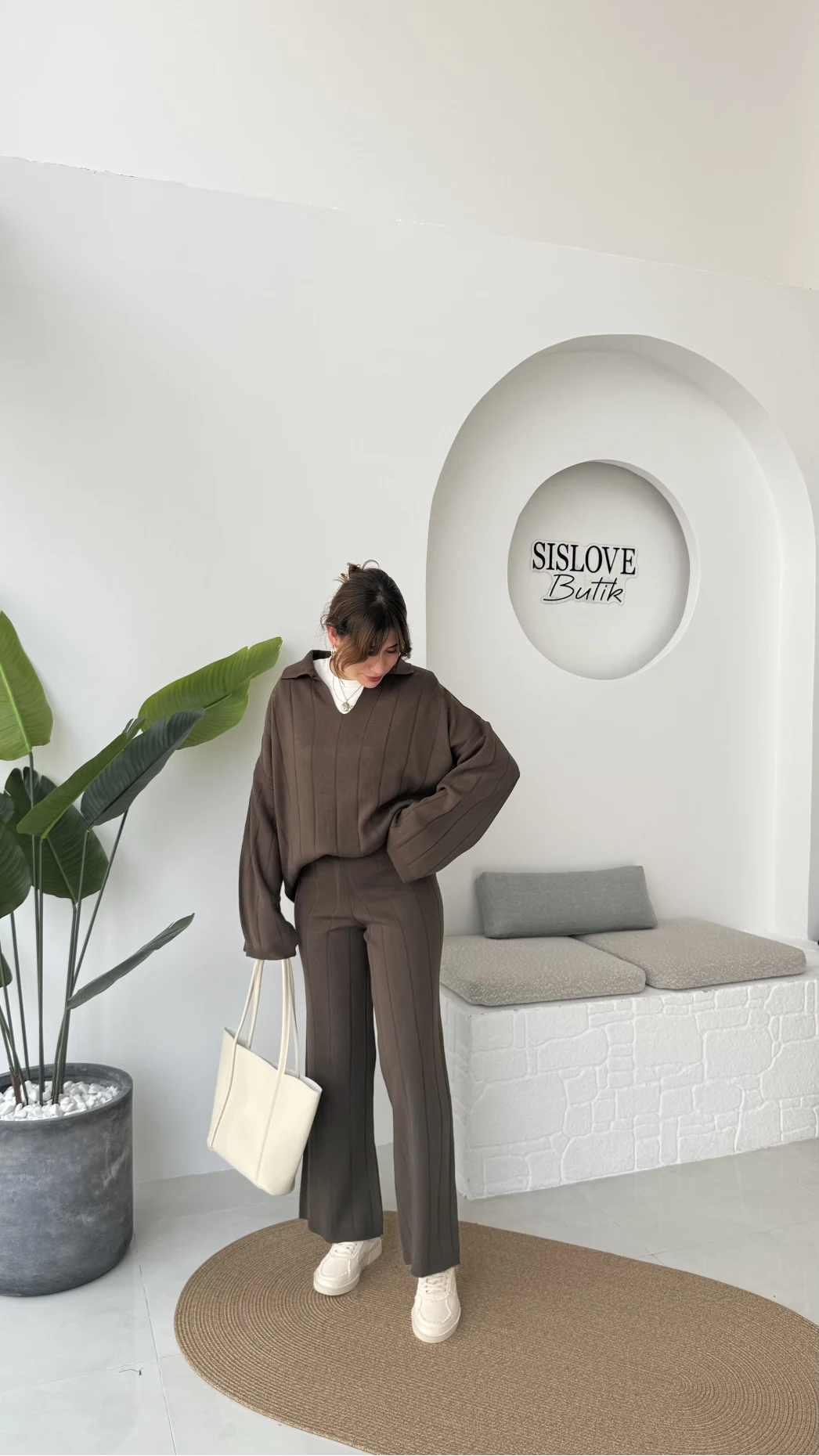 Megan Fitilli Polo Yaka Pantolon Triko Takım - Kahve - Kod: 04588