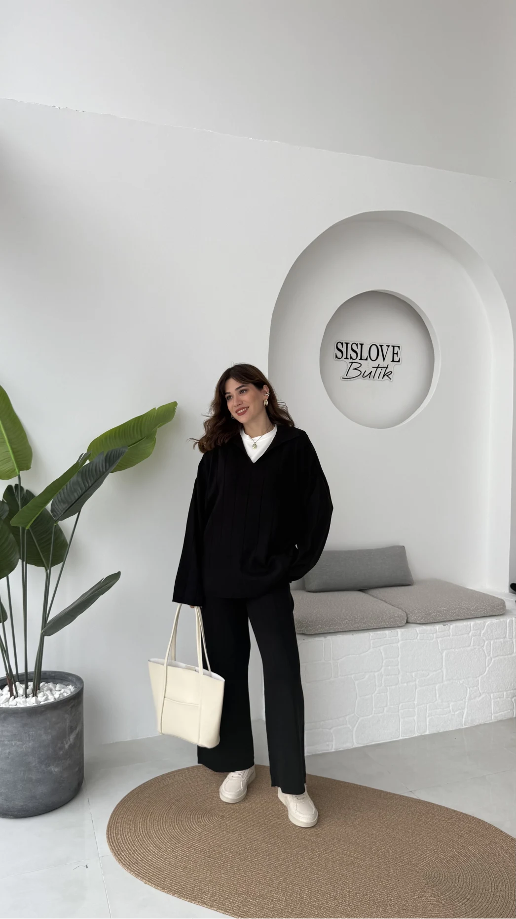 Megan Fitilli Polo Yaka Pantolon Triko Takım - Siyah - Kod: 04588