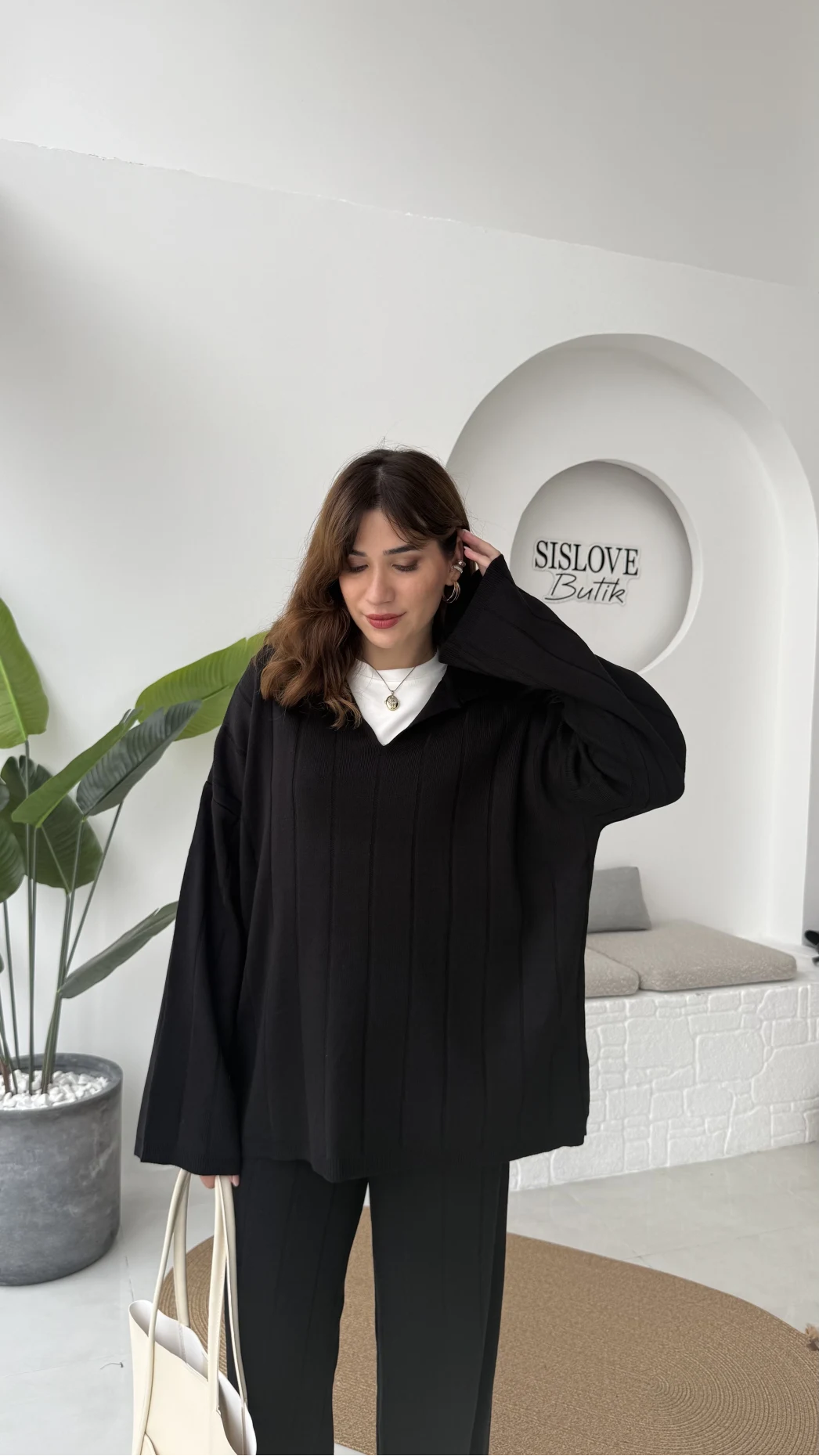 Megan Fitilli Polo Yaka Pantolon Triko Takım - Siyah - Kod: 04588