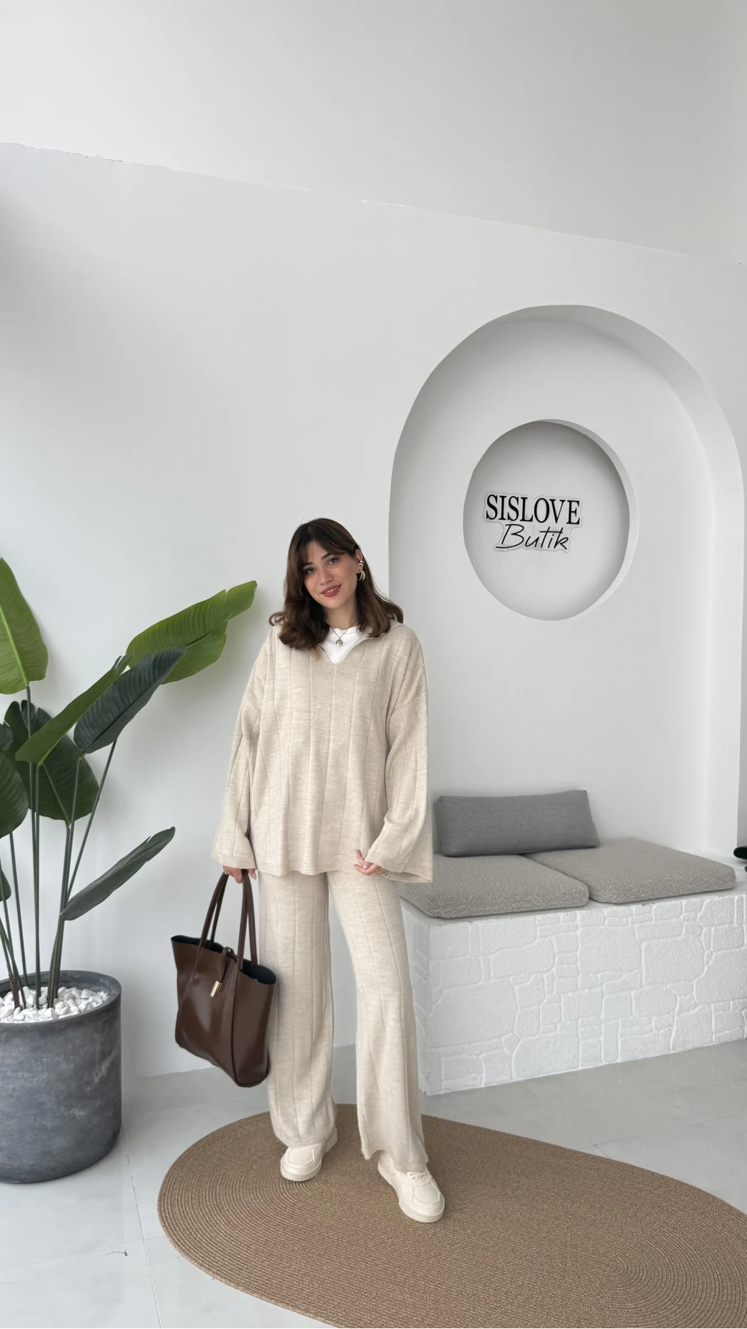 Megan Fitilli Polo Yaka Pantolon Triko Takım - Taş - Kod: 04588