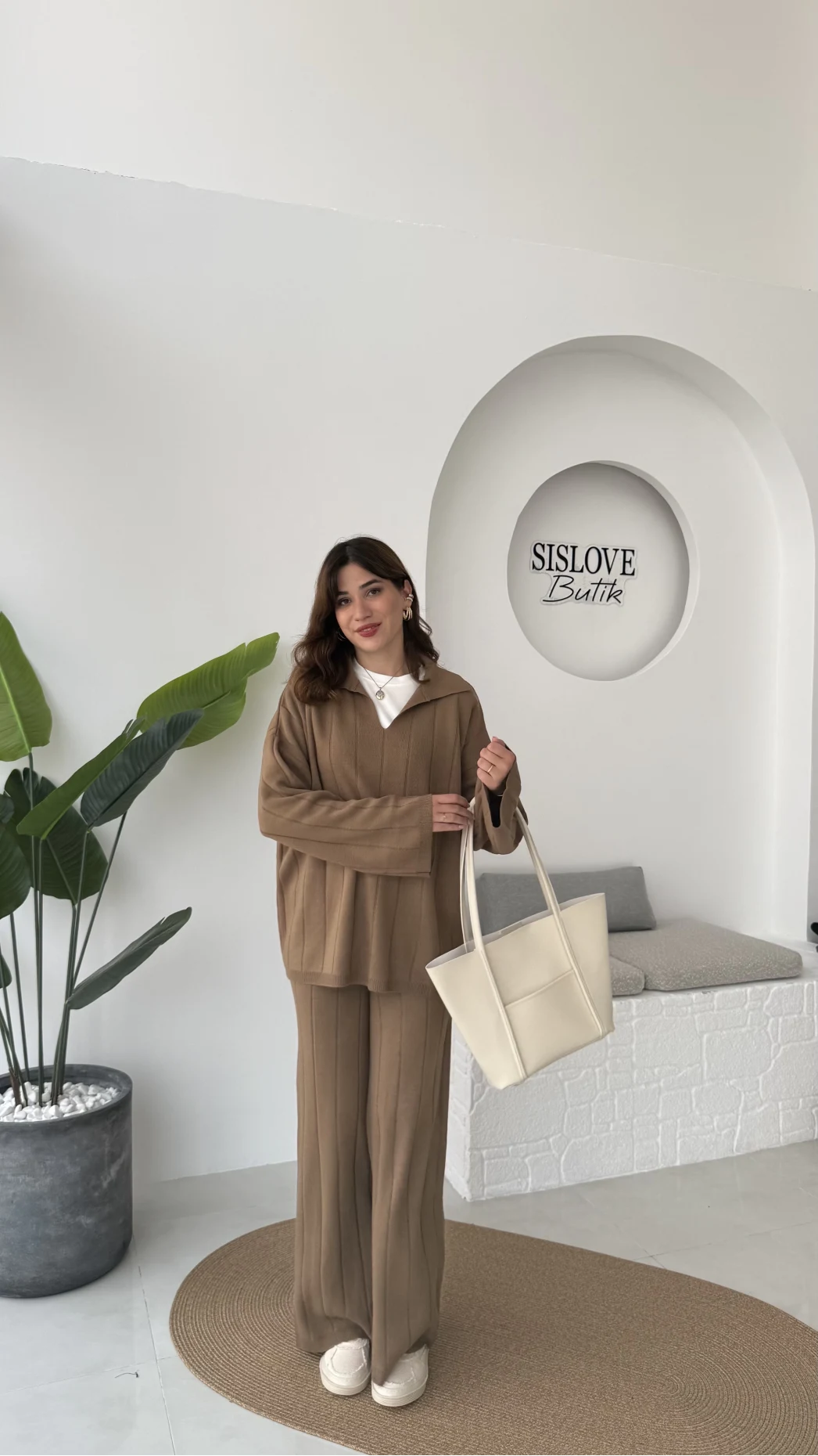 Megan Fitilli Polo Yaka Pantolon Triko Takım - Vizon - Kod: 04588