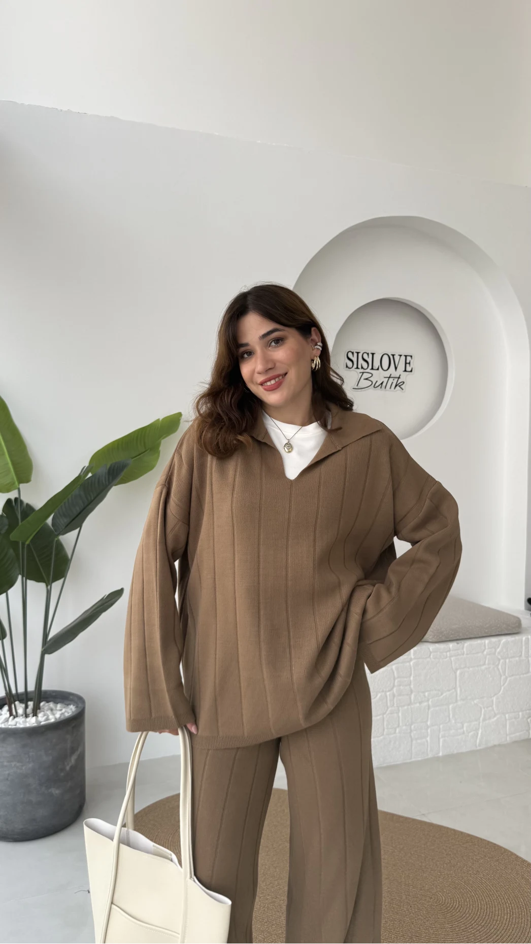 Megan Fitilli Polo Yaka Pantolon Triko Takım - Vizon - Kod: 04588