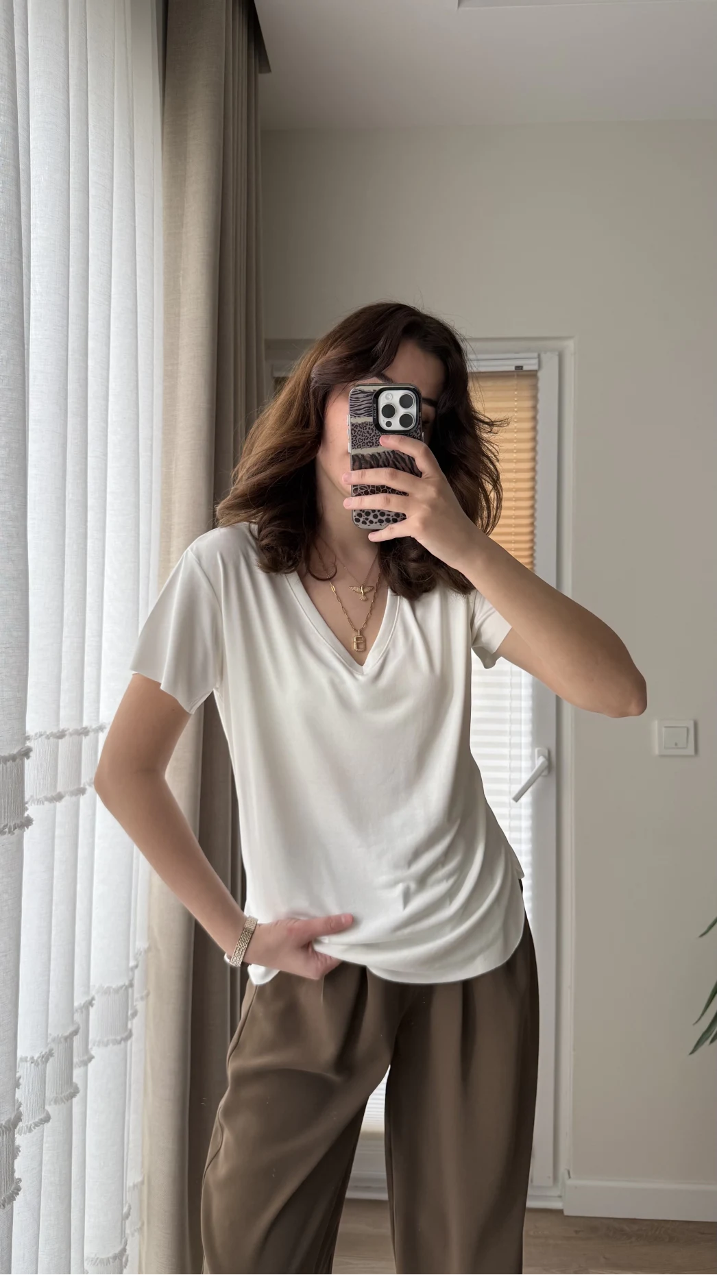 Modal Oys Etiketli V Yaka T-Shirt Beyaz