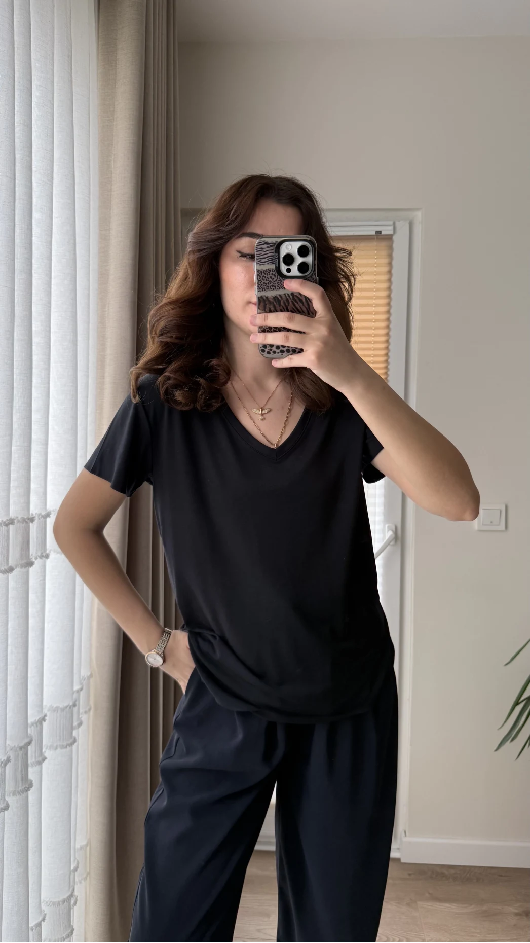 Modal Oys Etiketli V Yaka T-Shirt Küllü Siyah