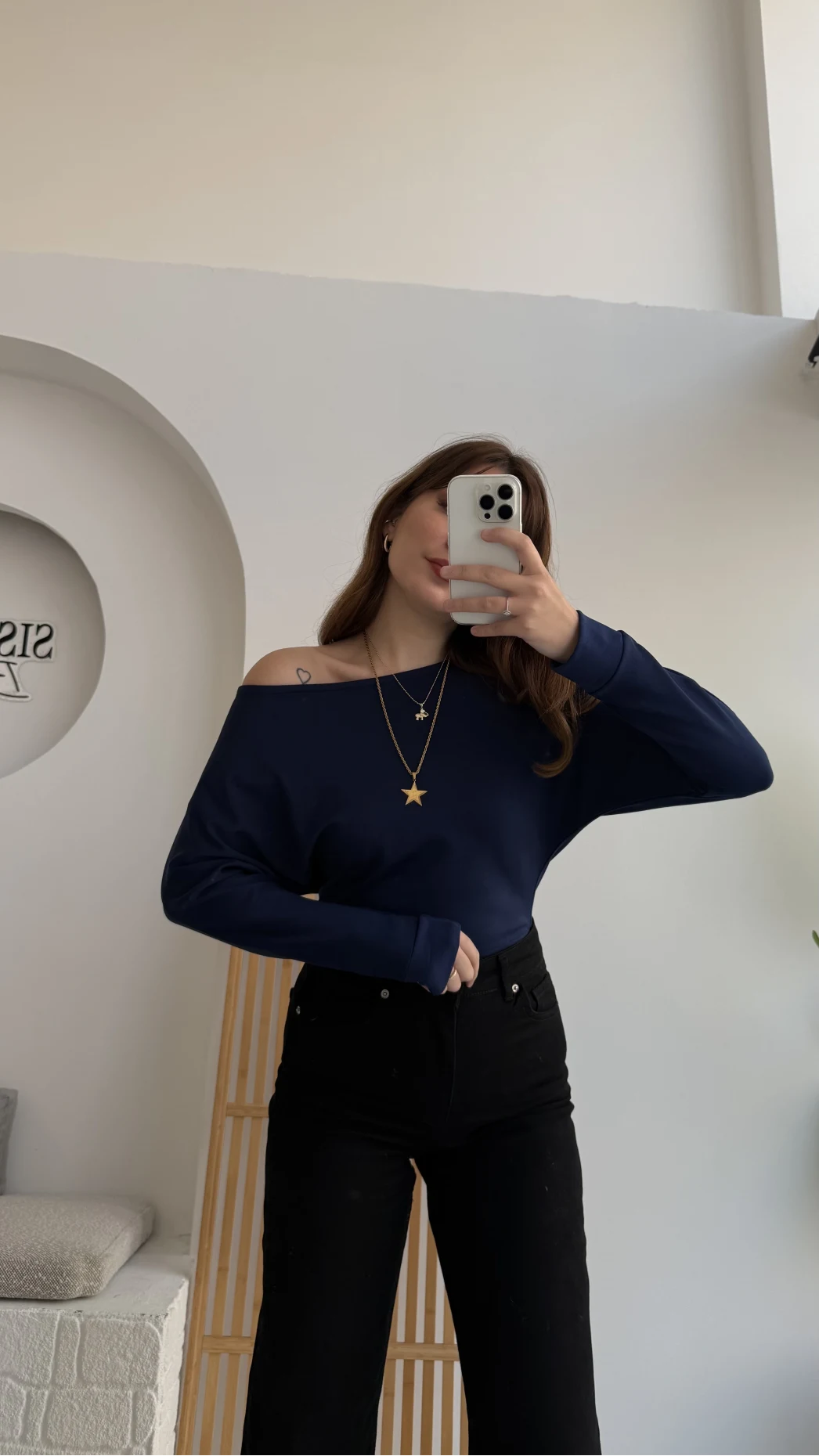 Moira Kayık Yaka Yarasa Kol Bluz - Lacivert