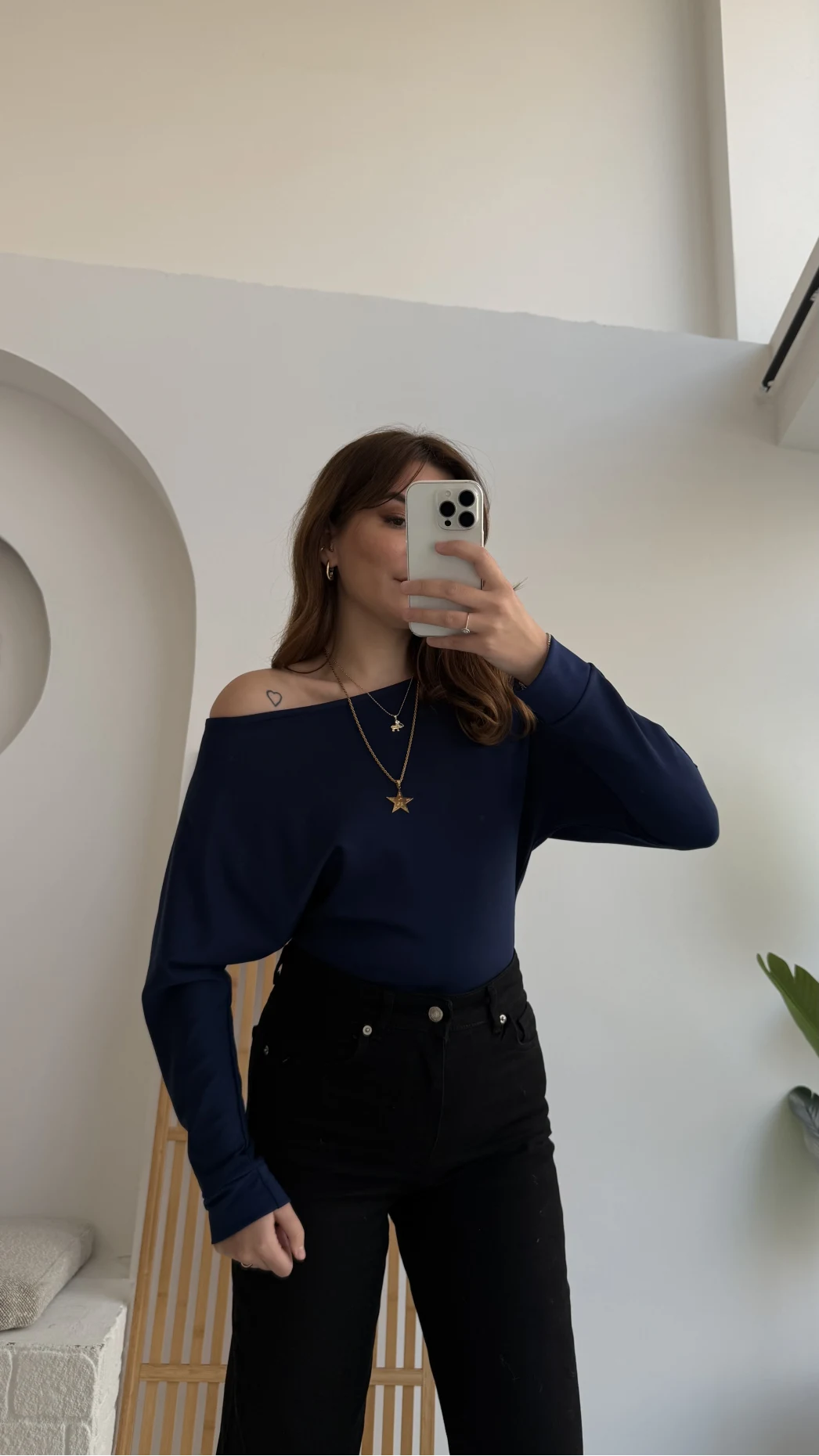 Moira Kayık Yaka Yarasa Kol Bluz - Lacivert