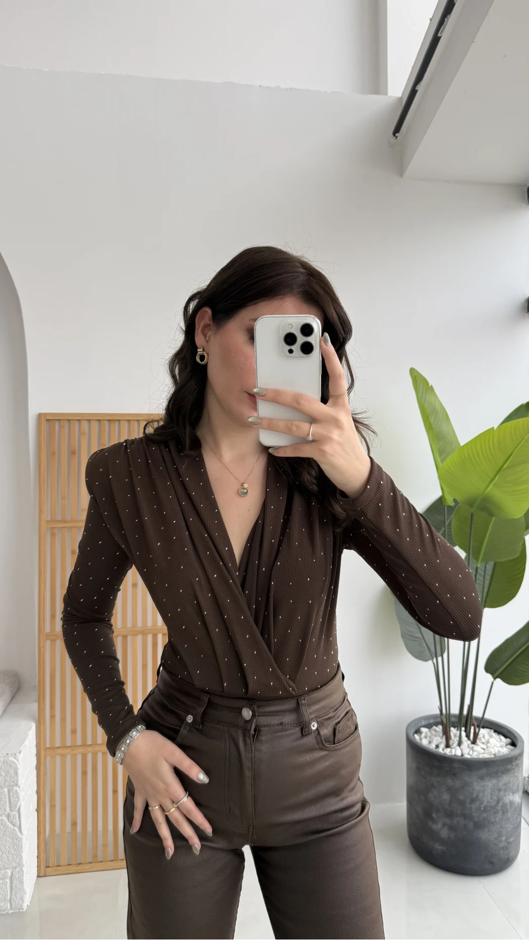 Monica Vatkalı Taşlı Bodysuit Kahverengi