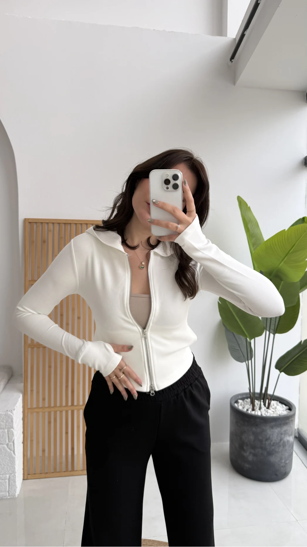 Moses Parmak Geçmeli Kapüşonlu Hırka - Beyaz