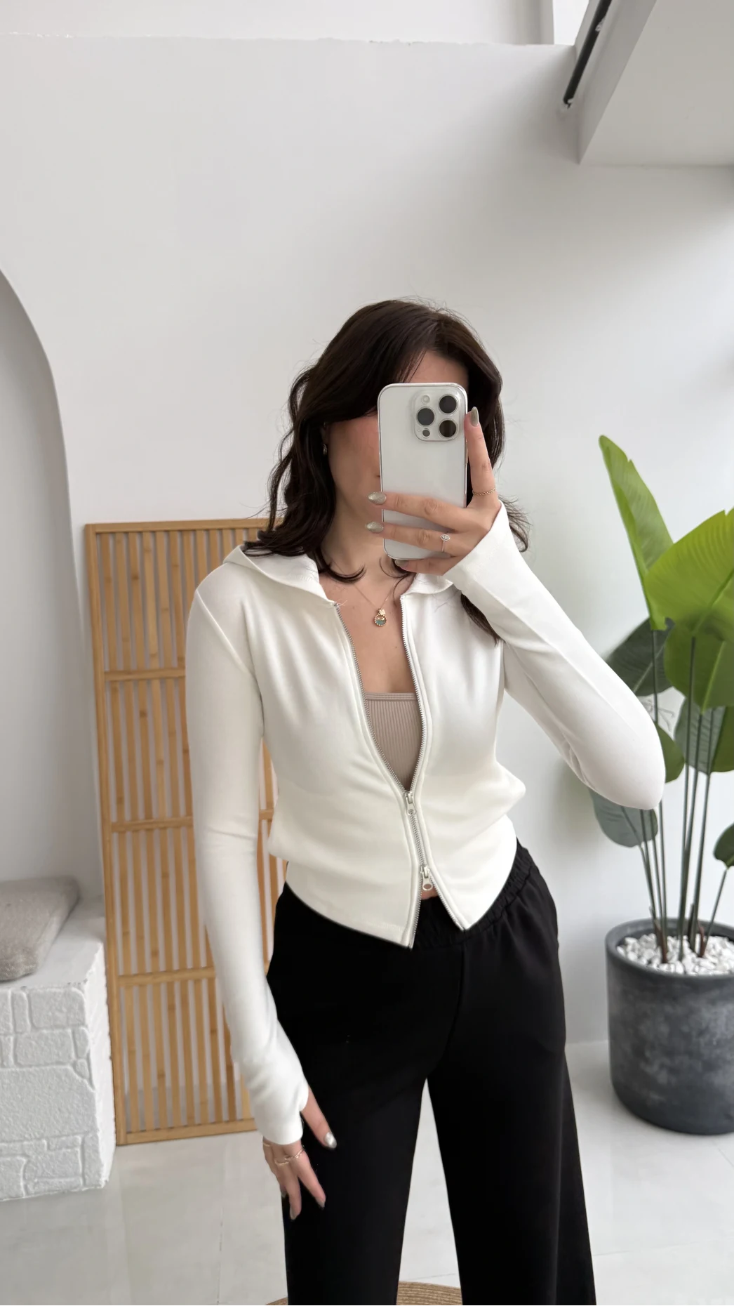 Moses Parmak Geçmeli Kapüşonlu Hırka - Beyaz