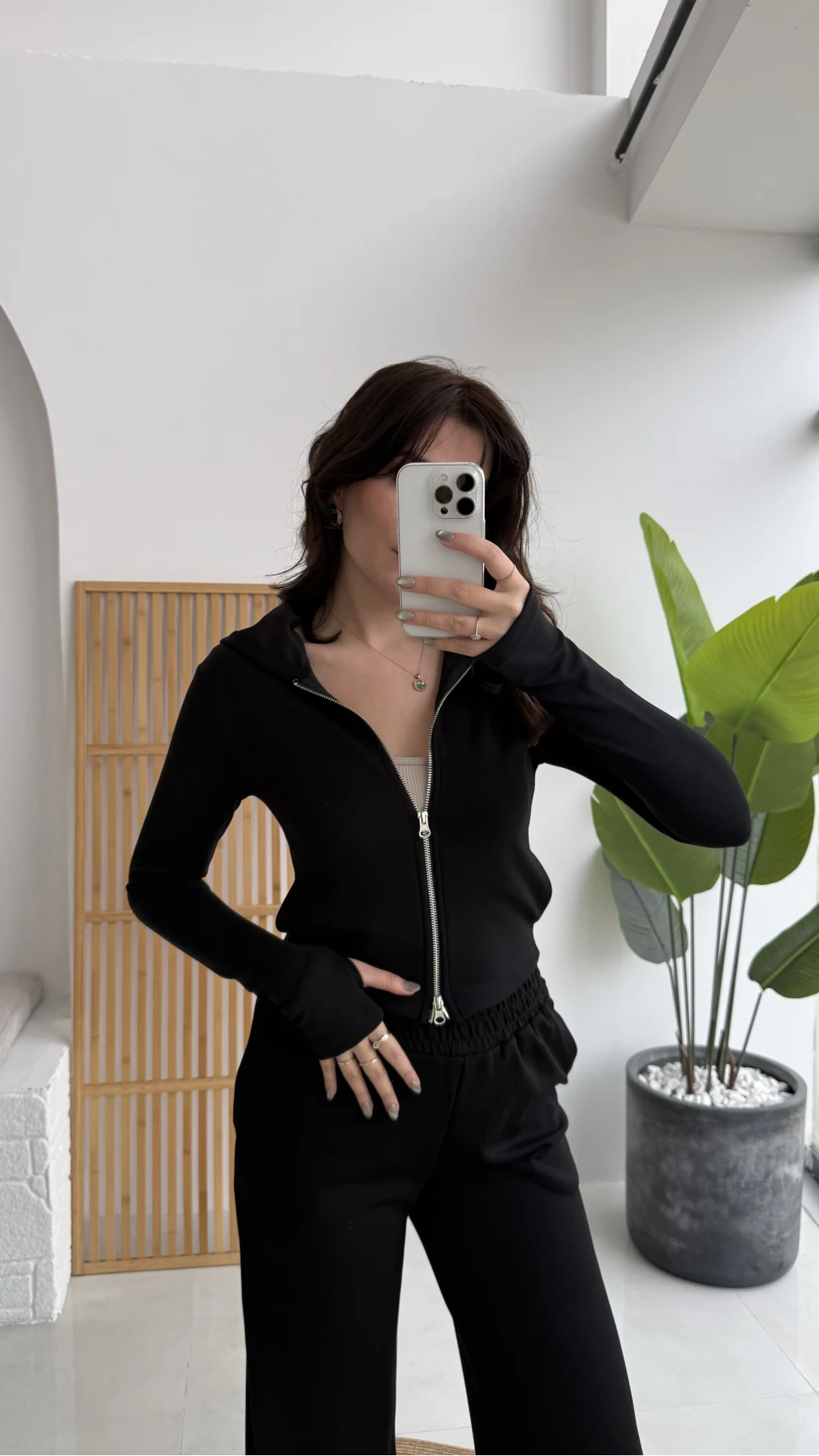 Moses Parmak Geçmeli Kapüşonlu Hırka - Siyah