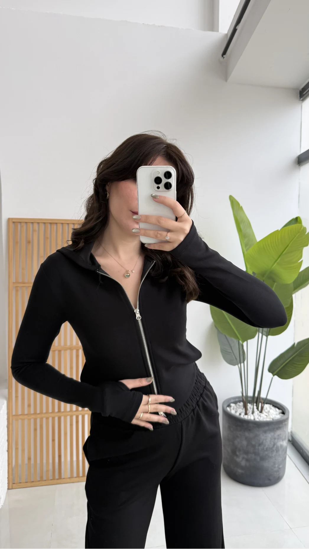 Moses Parmak Geçmeli Kapüşonlu Hırka - Siyah