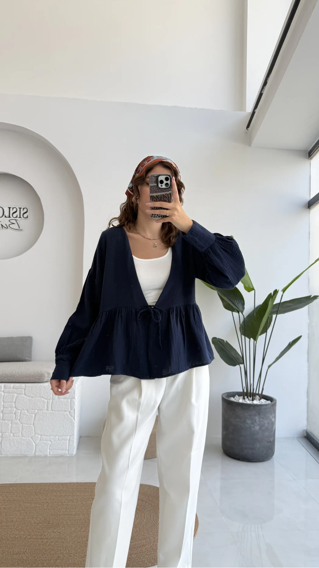 1032 - Nima Bağlama Detay Bluz - Lacivert