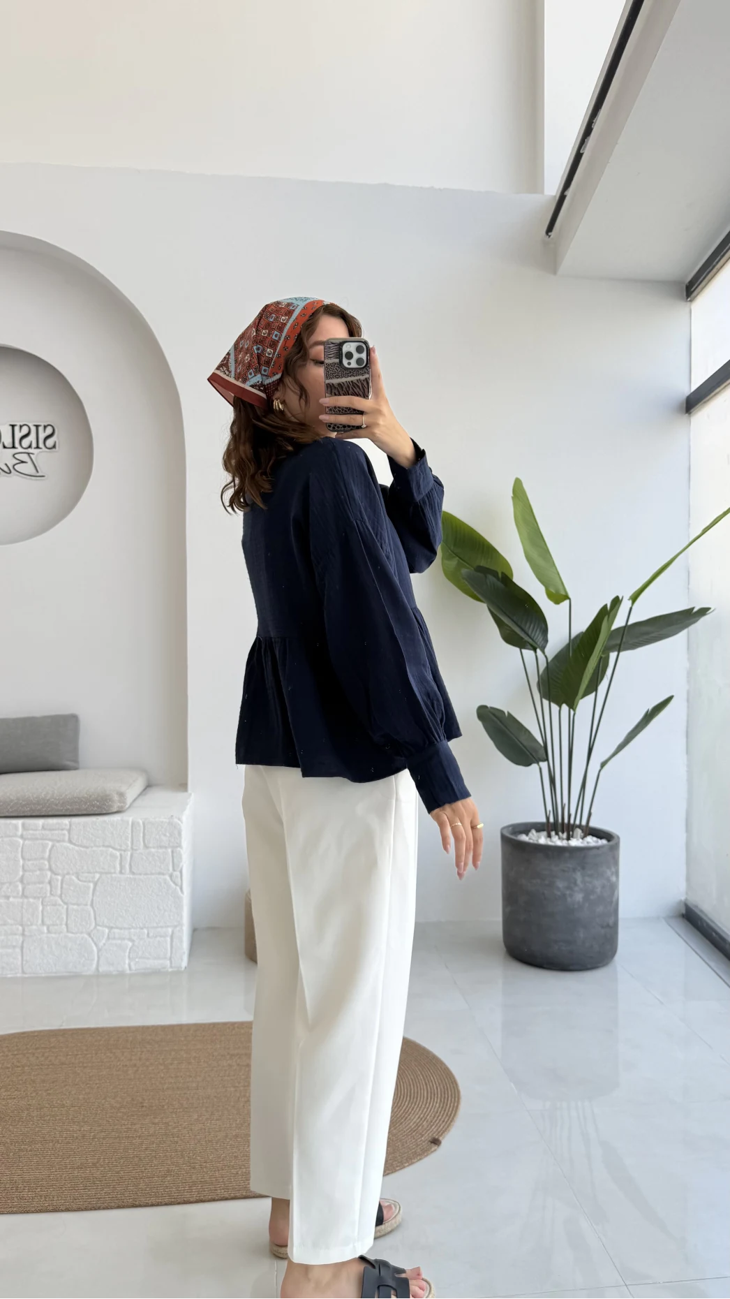 1032 - Nima Bağlama Detay Bluz - Lacivert