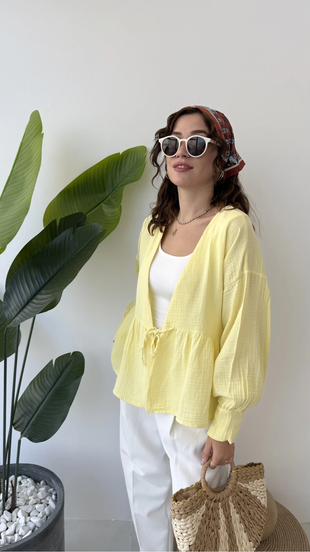 1032 - Nima Bağlama Detay Bluz - Sarı