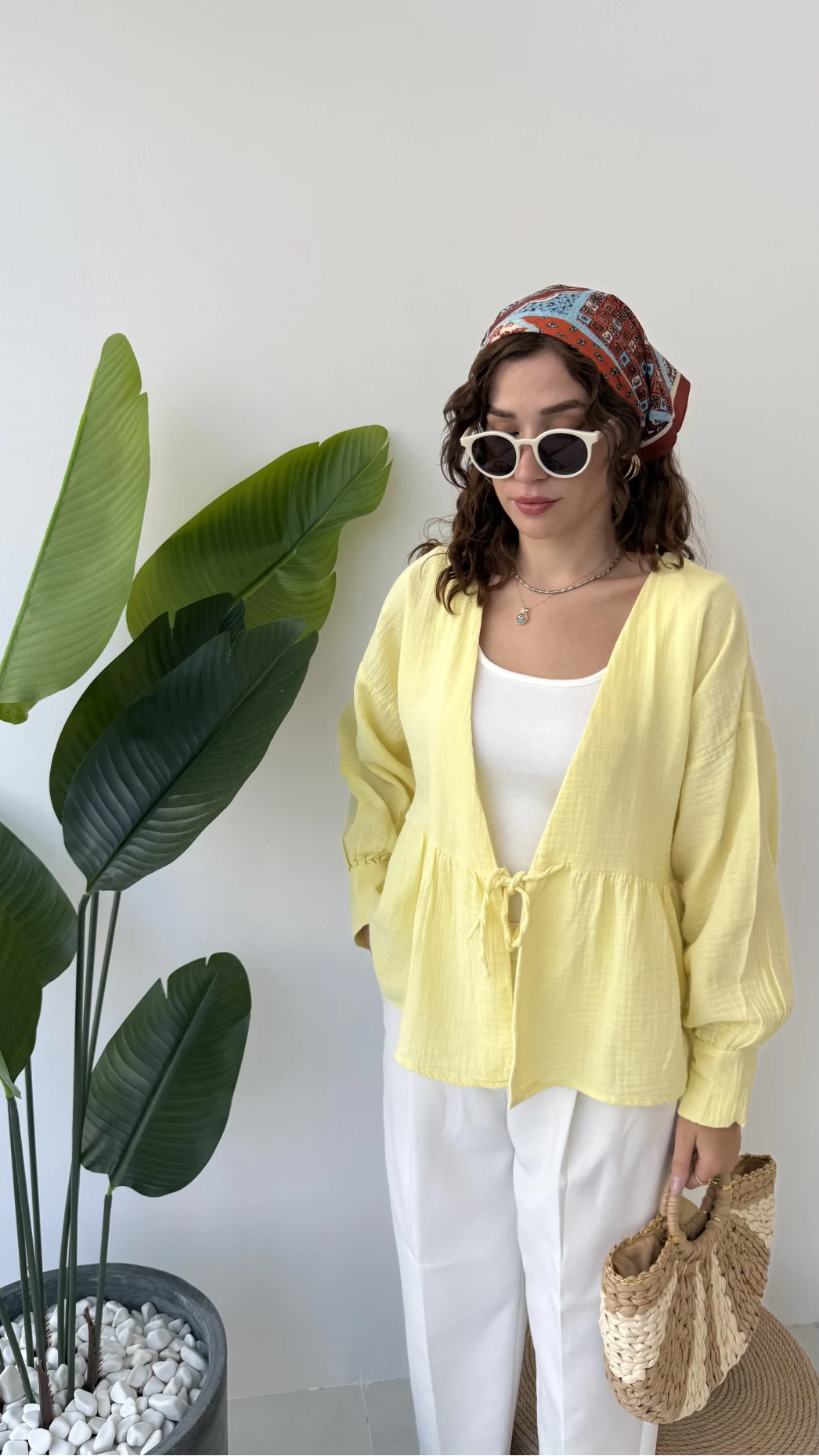 1032 - Nima Bağlama Detay Bluz - Sarı