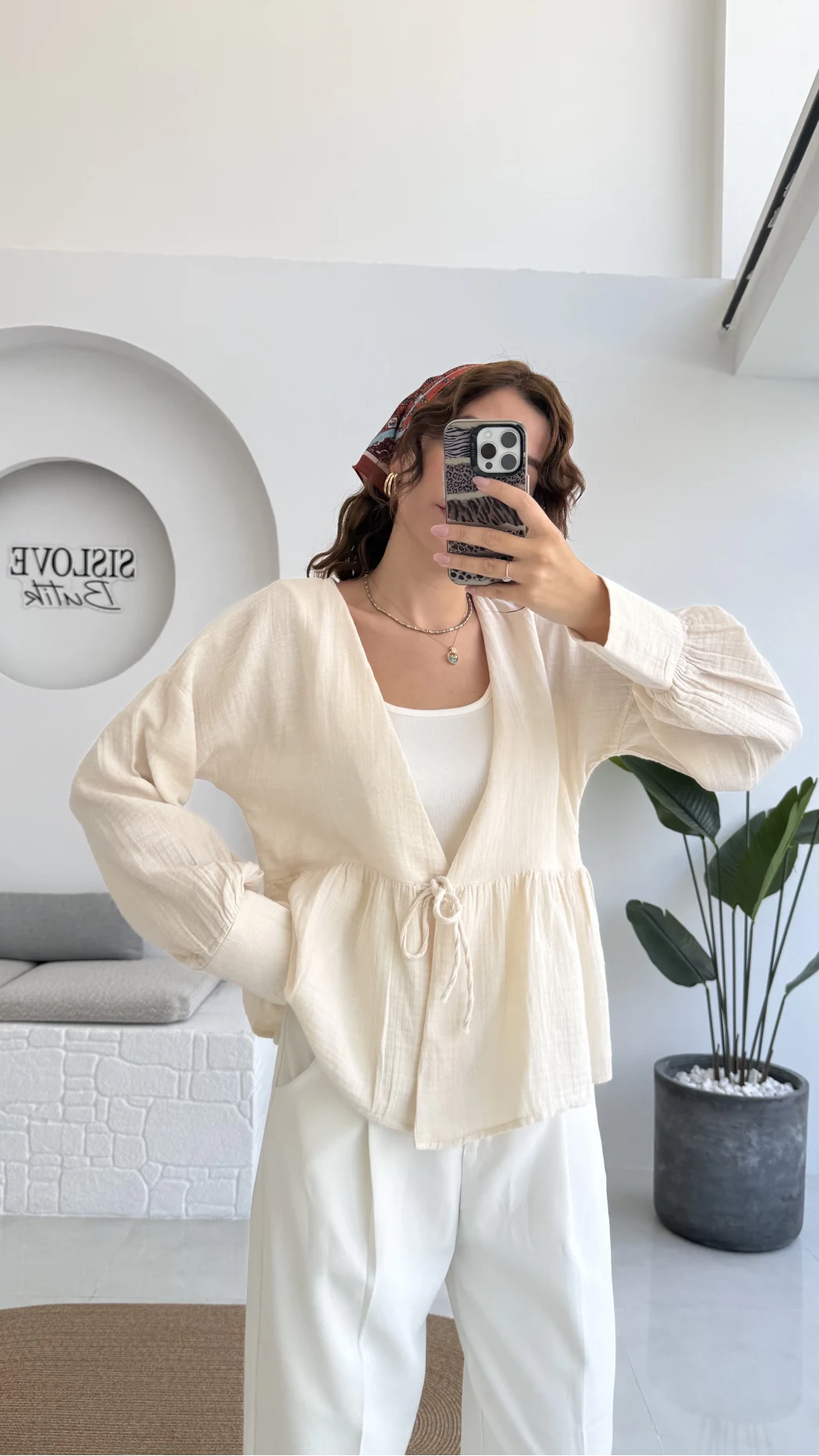 1032 - Nima Bağlama Detay Bluz - Taş