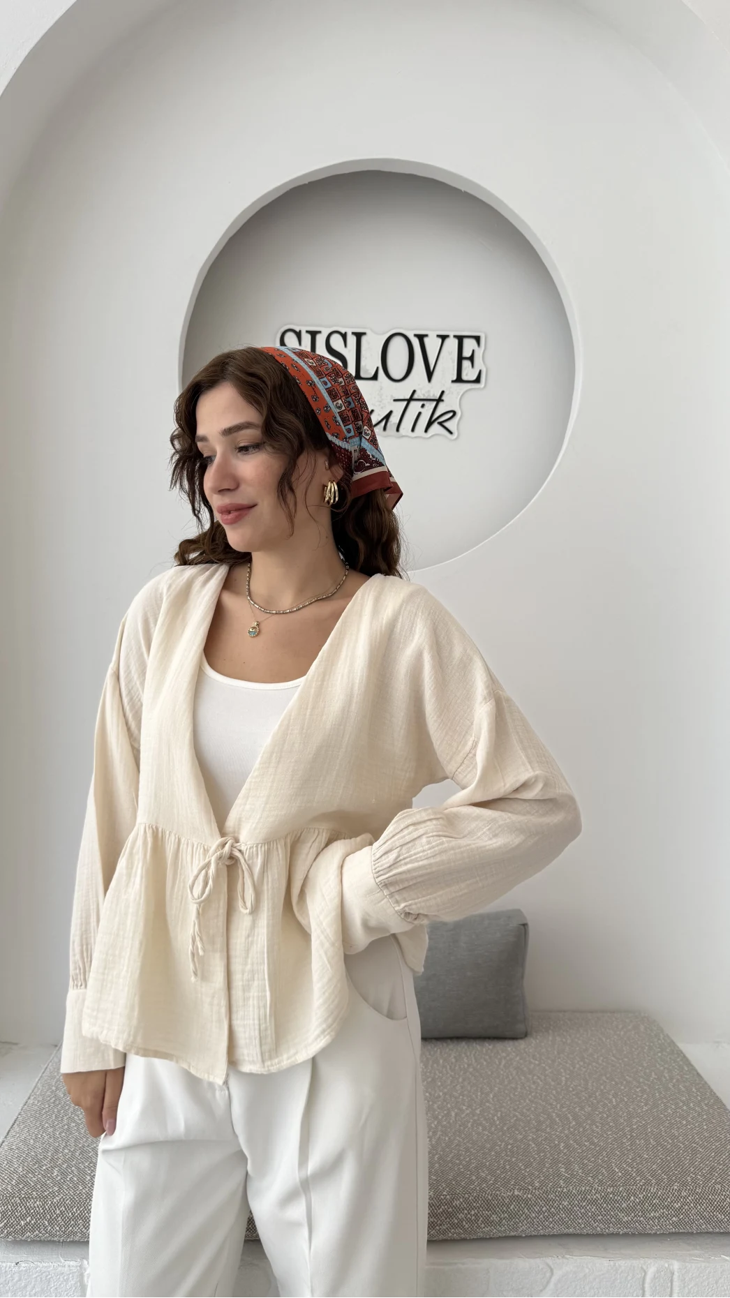 1032 - Nima Bağlama Detay Bluz - Taş