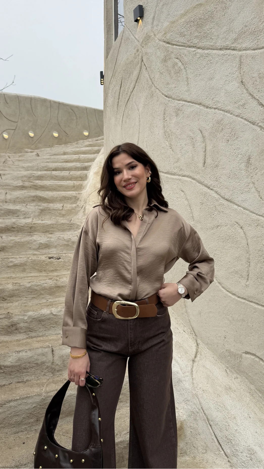 Odın Bağcıklı V Yaka Saten Gömlek - Vizon - Kod: 5022