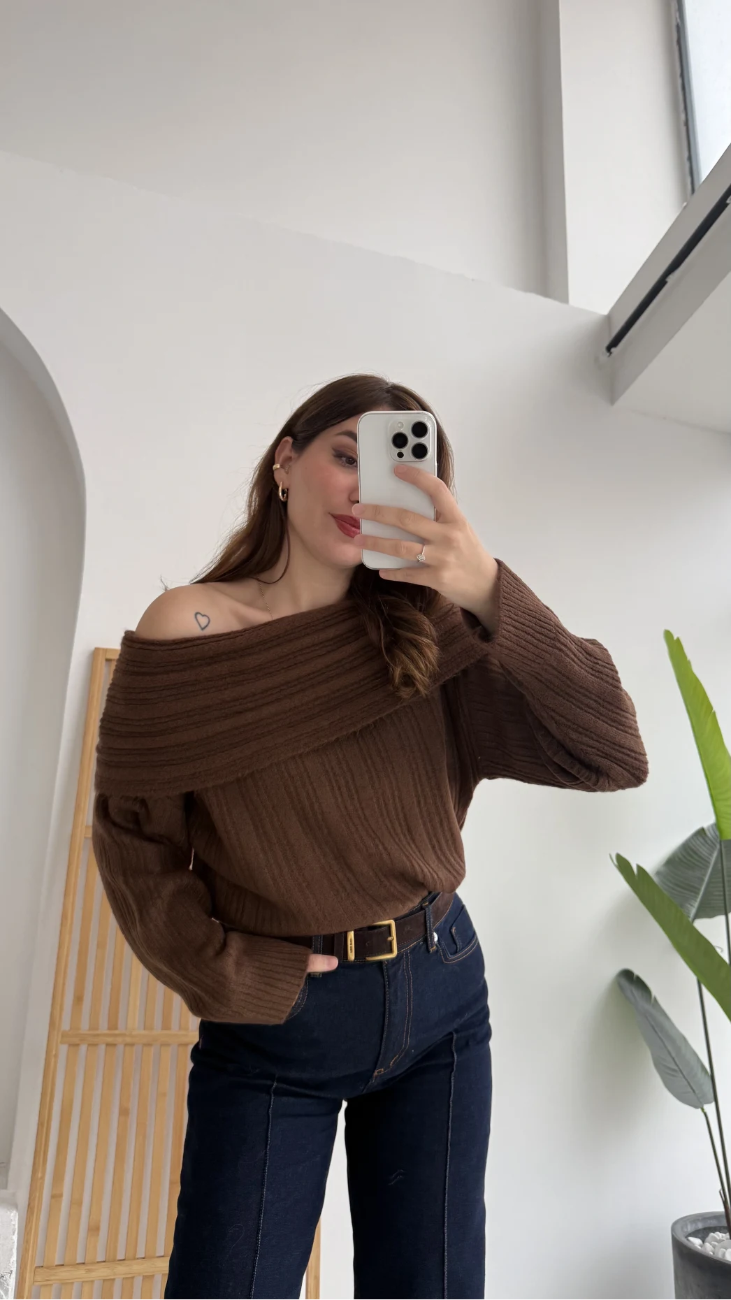 Omzu Açık Fitilli Kazak - Kahverengi