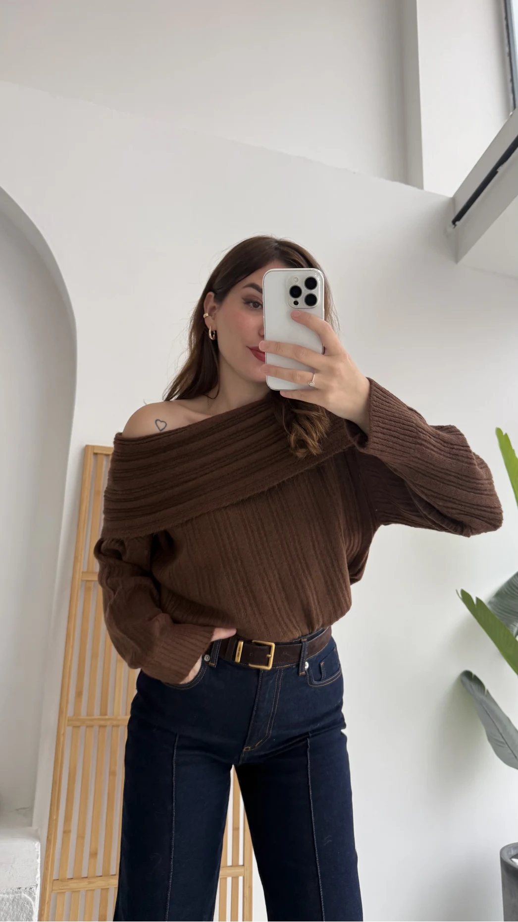 Omzu Açık Fitilli Kazak - Kahverengi