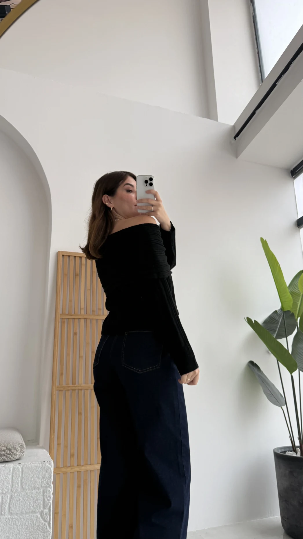 Omzu Açık Fitilli Kazak - Siyah