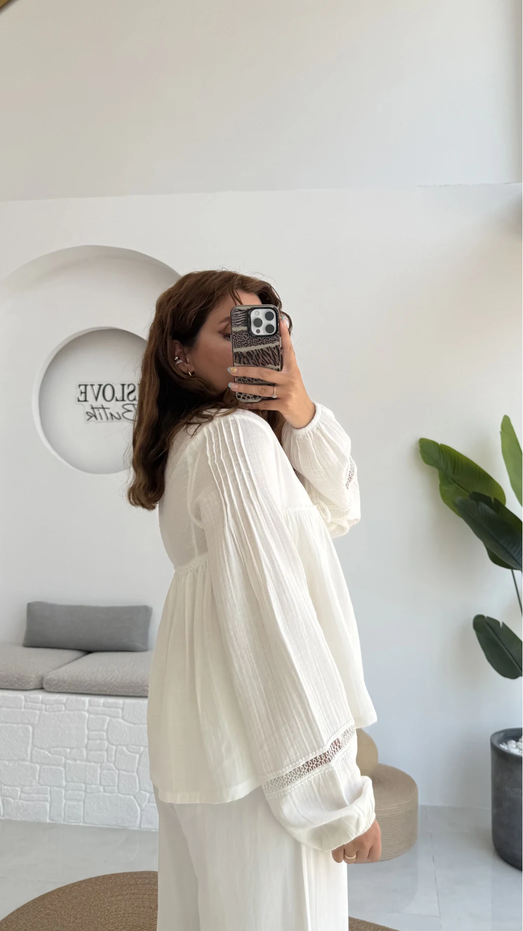 Peri İnci Detay Beyaz Bluz