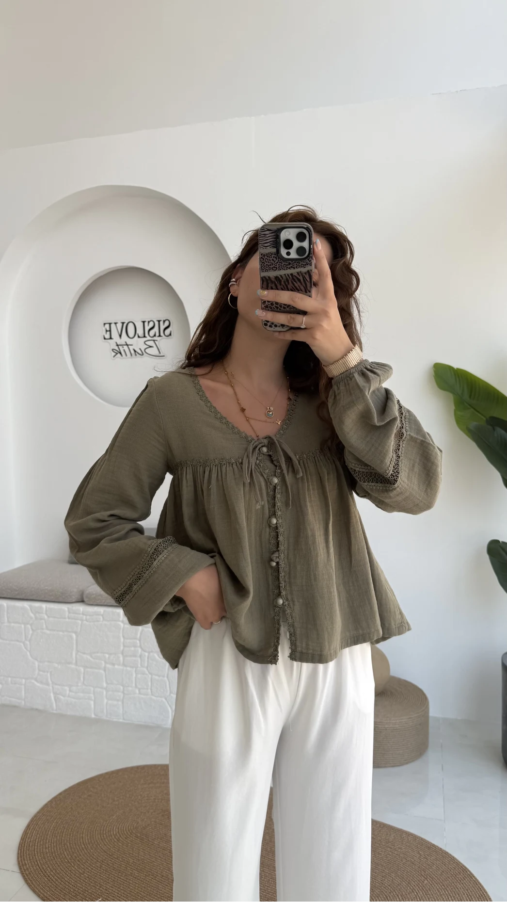 Peri İnci Detay Haki Bluz