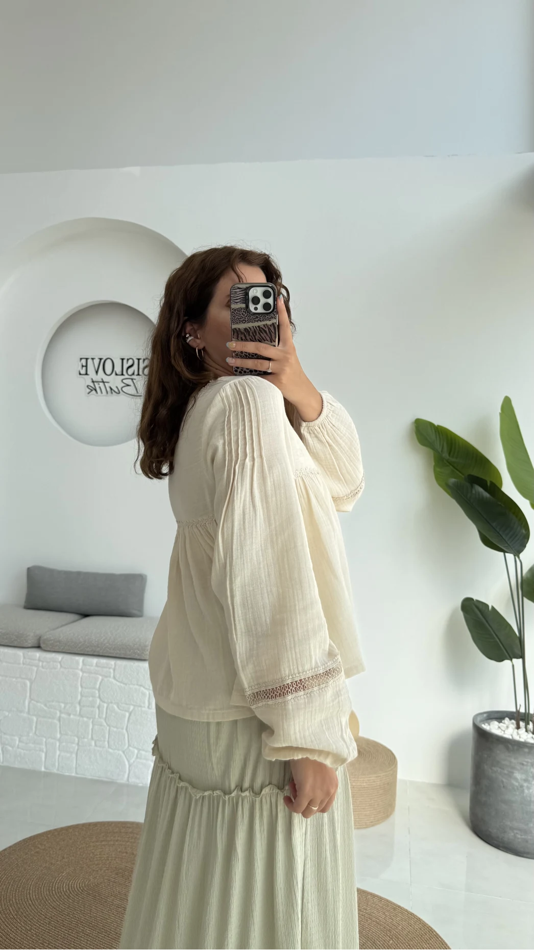 Peri İnci Detay Krem Bluz