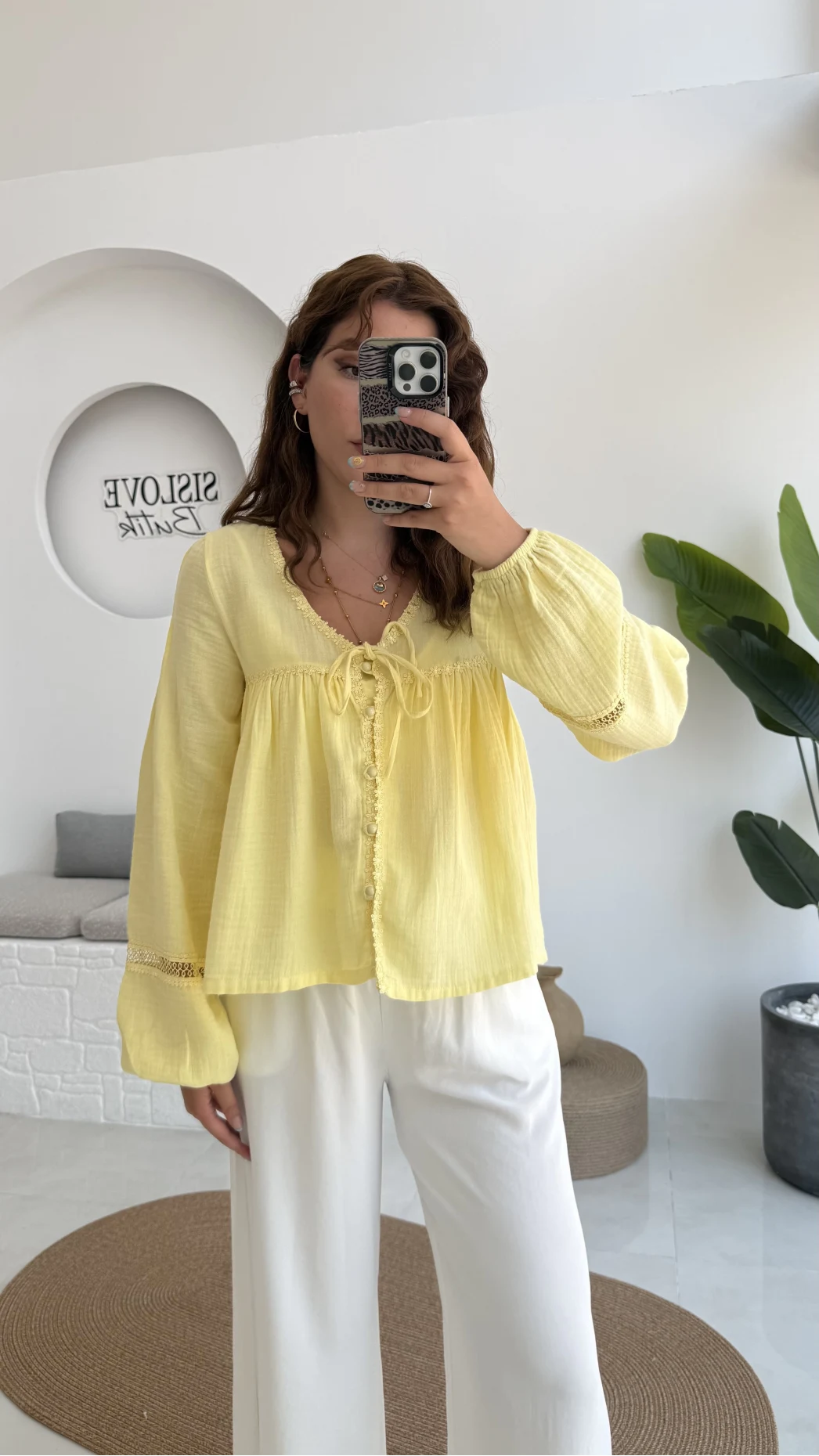 Peri İnci Detay Sarı Bluz