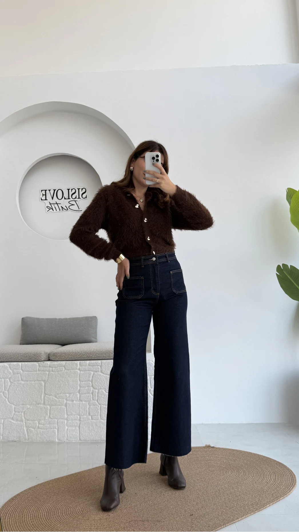 Önü Cepli Tasarım Lacivert Jean Pantolon