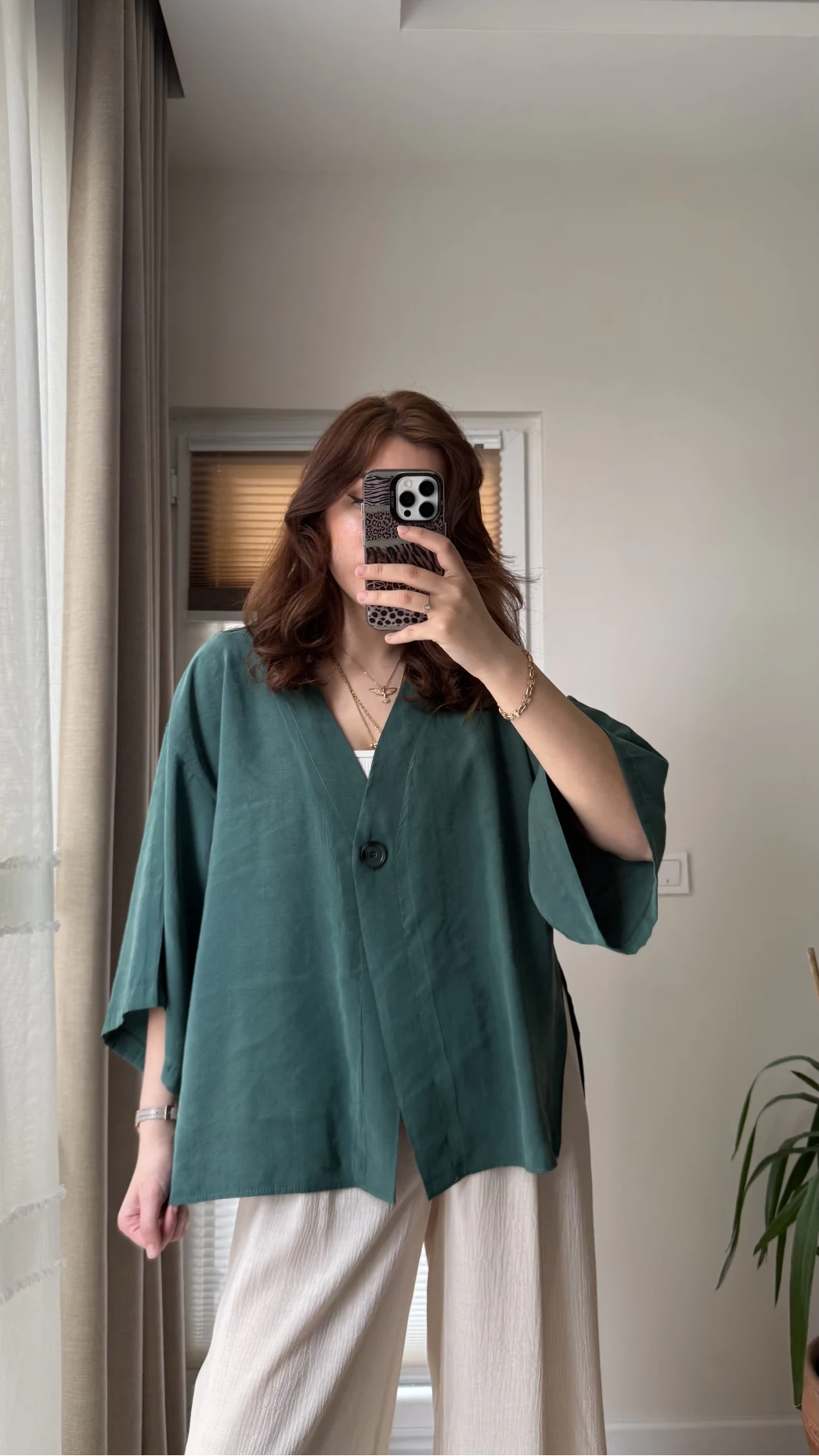 Önü Düğmeli Gömlek - Zümrüt Yeşil