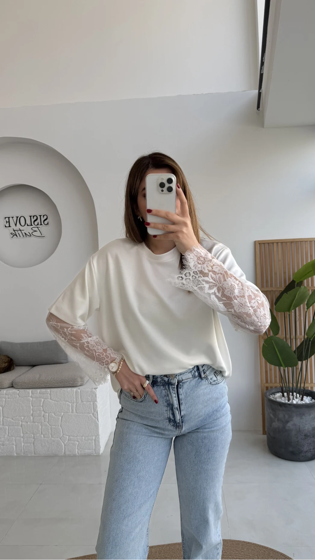 Oversize Bilek Detay Dantel Kol T-shirt - Ekru