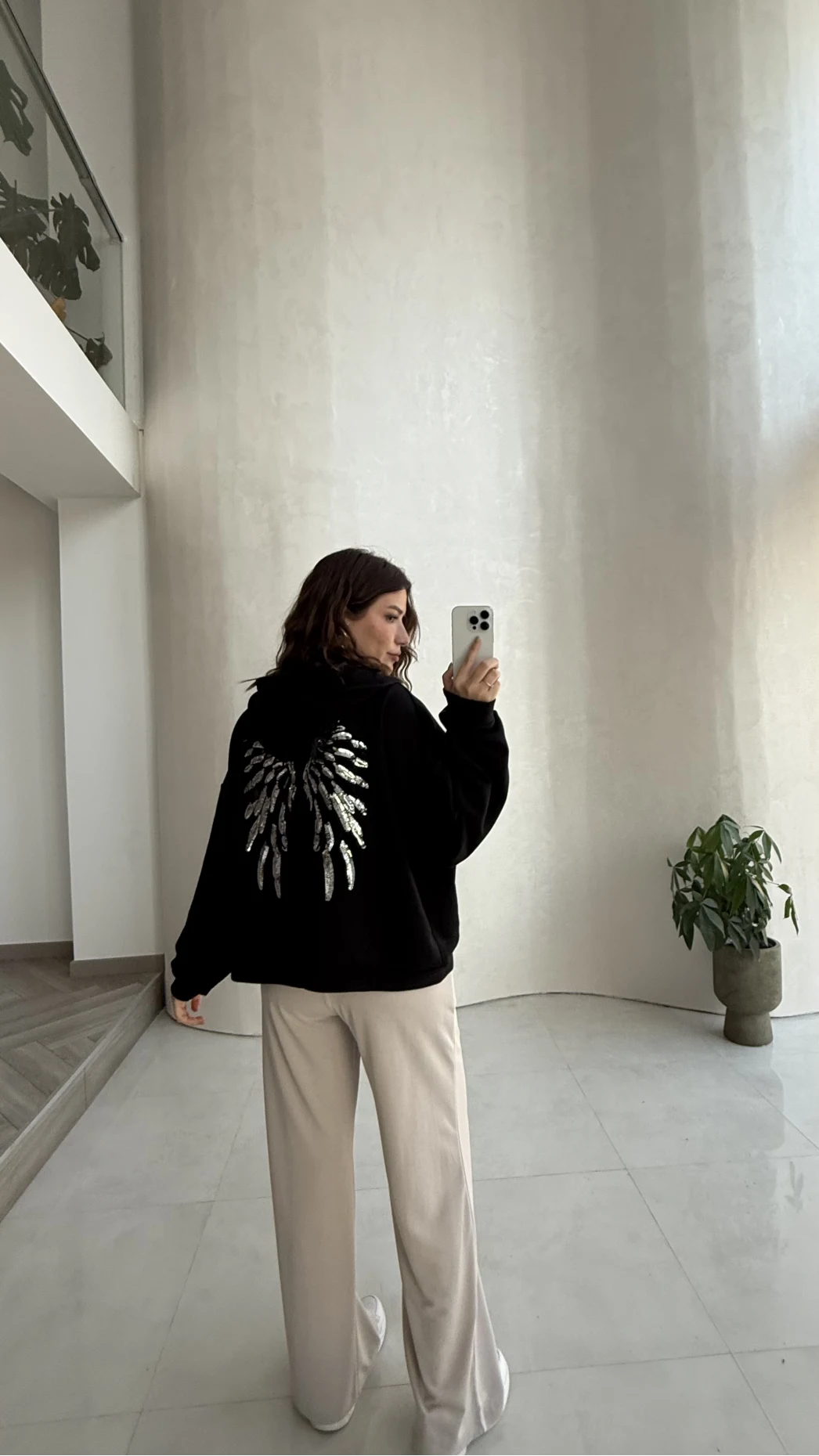 Oversize Pul Detay Ajurlu Kapüşonlu Hırka - Siyah - Kod: 4196