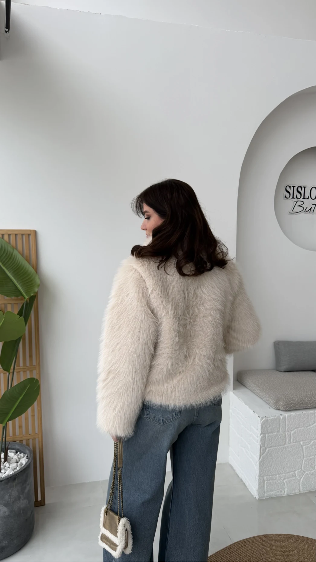 Paul Deri Detay Kürk Mont - Bej - Kod: 2709