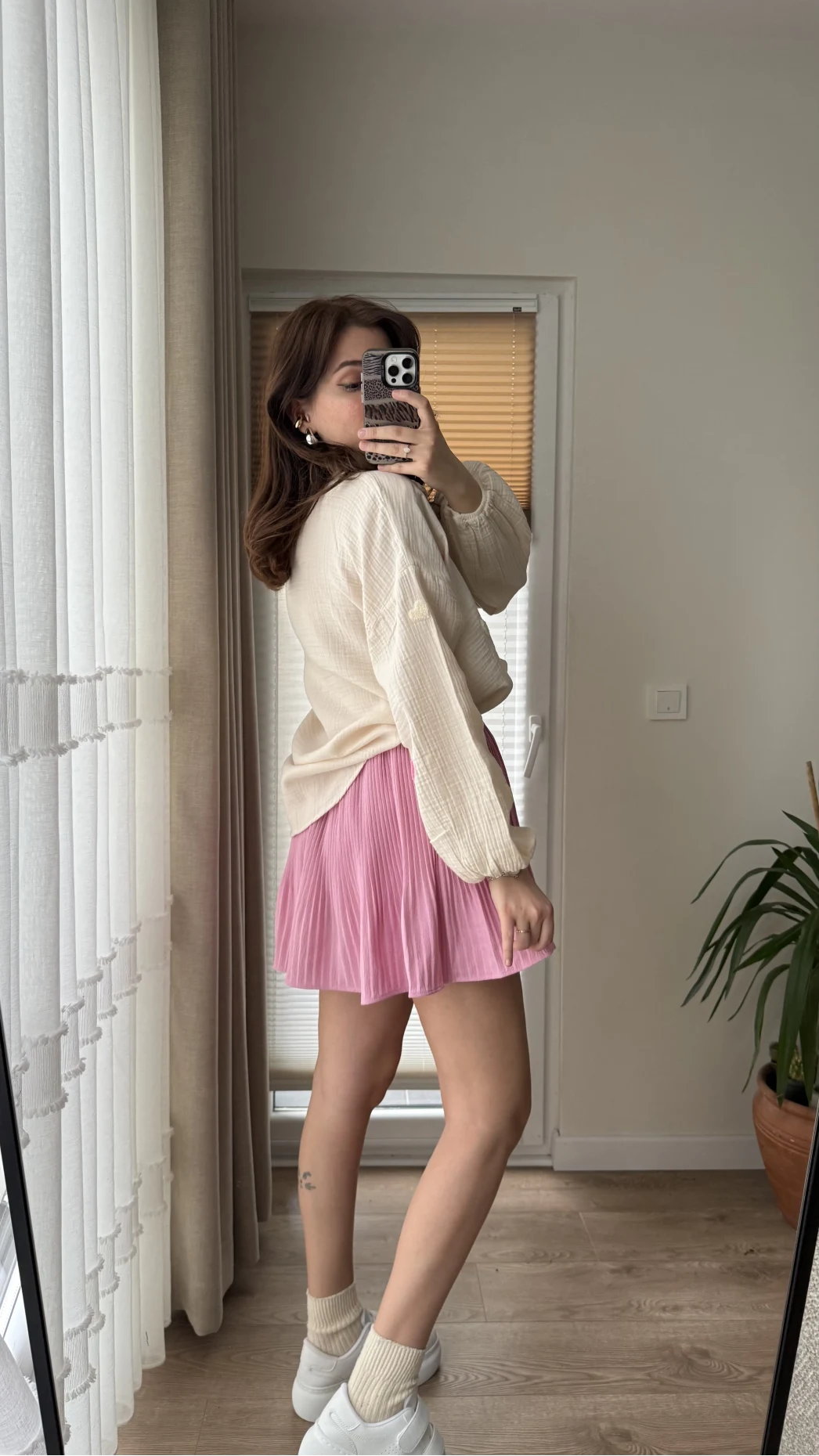 Pembe Pileli Mini Şort Etek