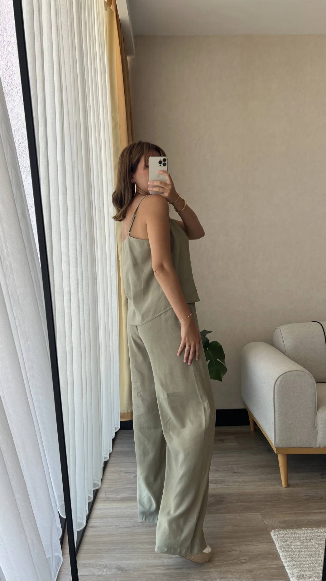 Perla Keten Askılı Takım
